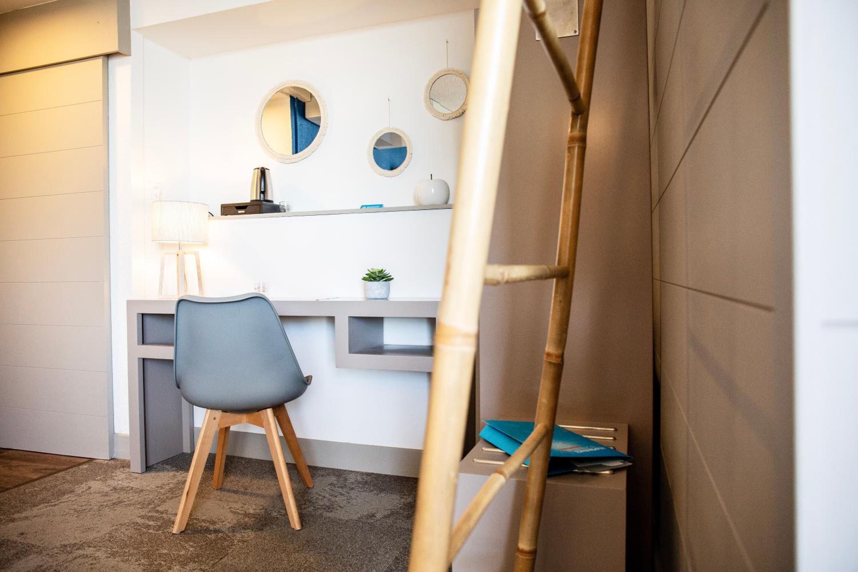 Junior Suite with Balcony photo 3