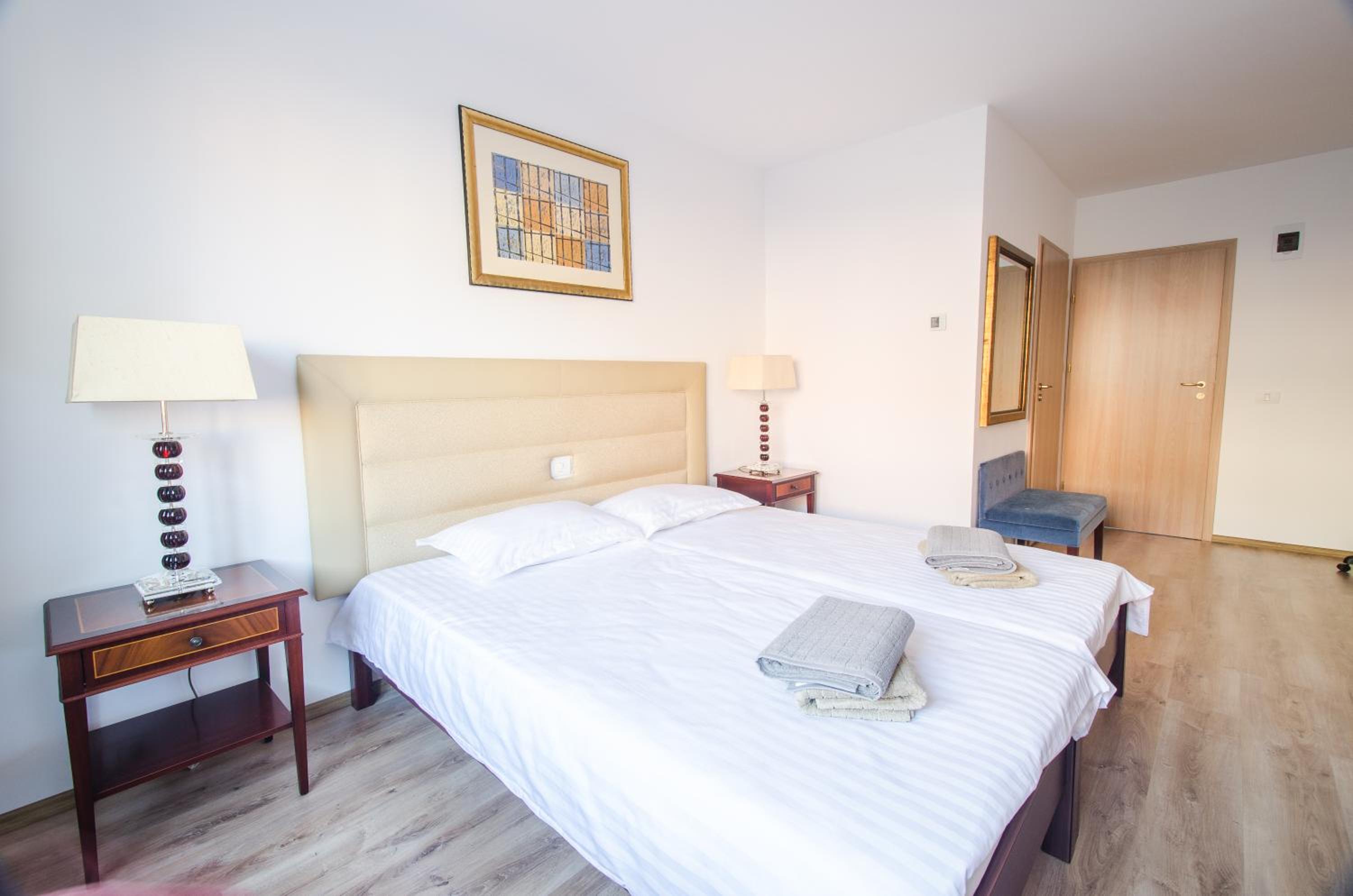 Deluxe Twin Room photo 2
