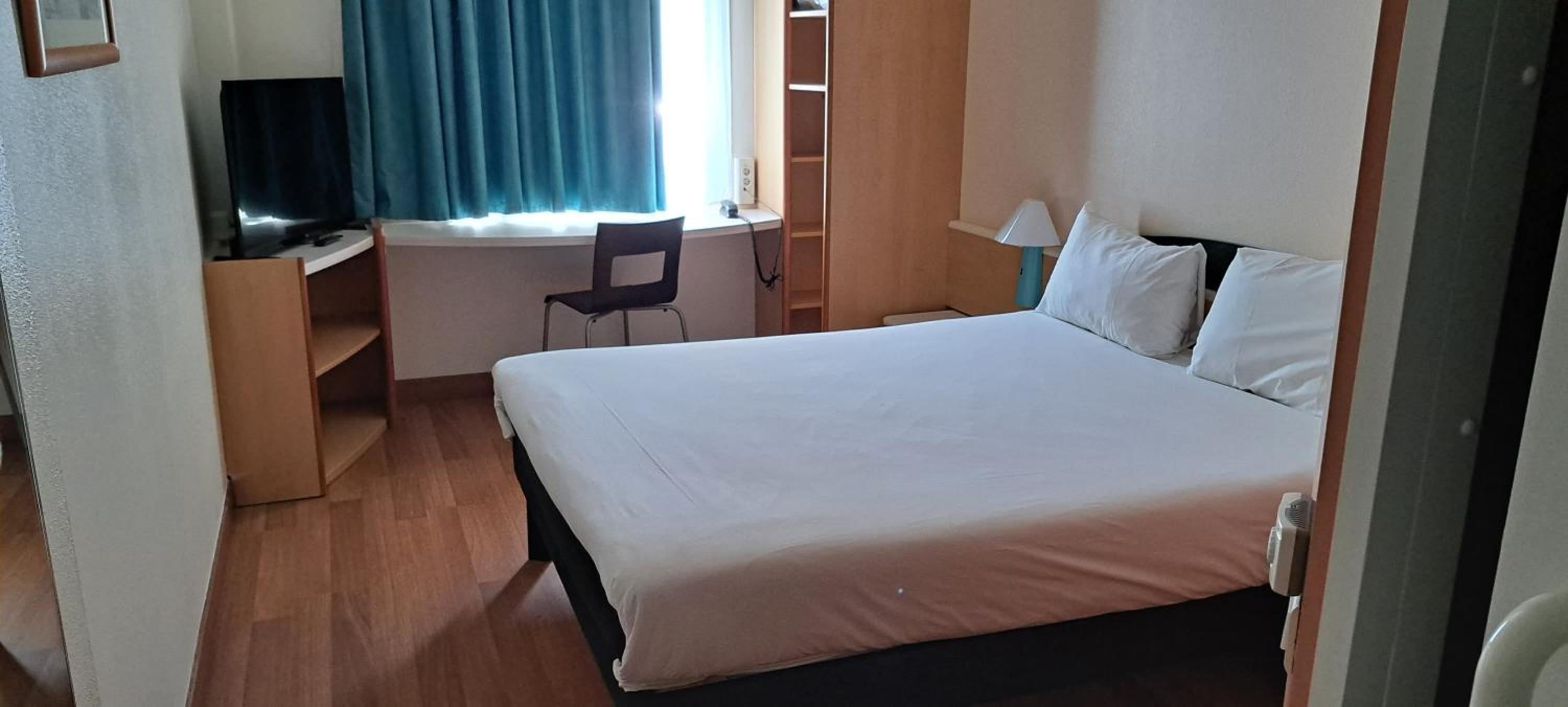 Standard Double Room - Non-Smoking