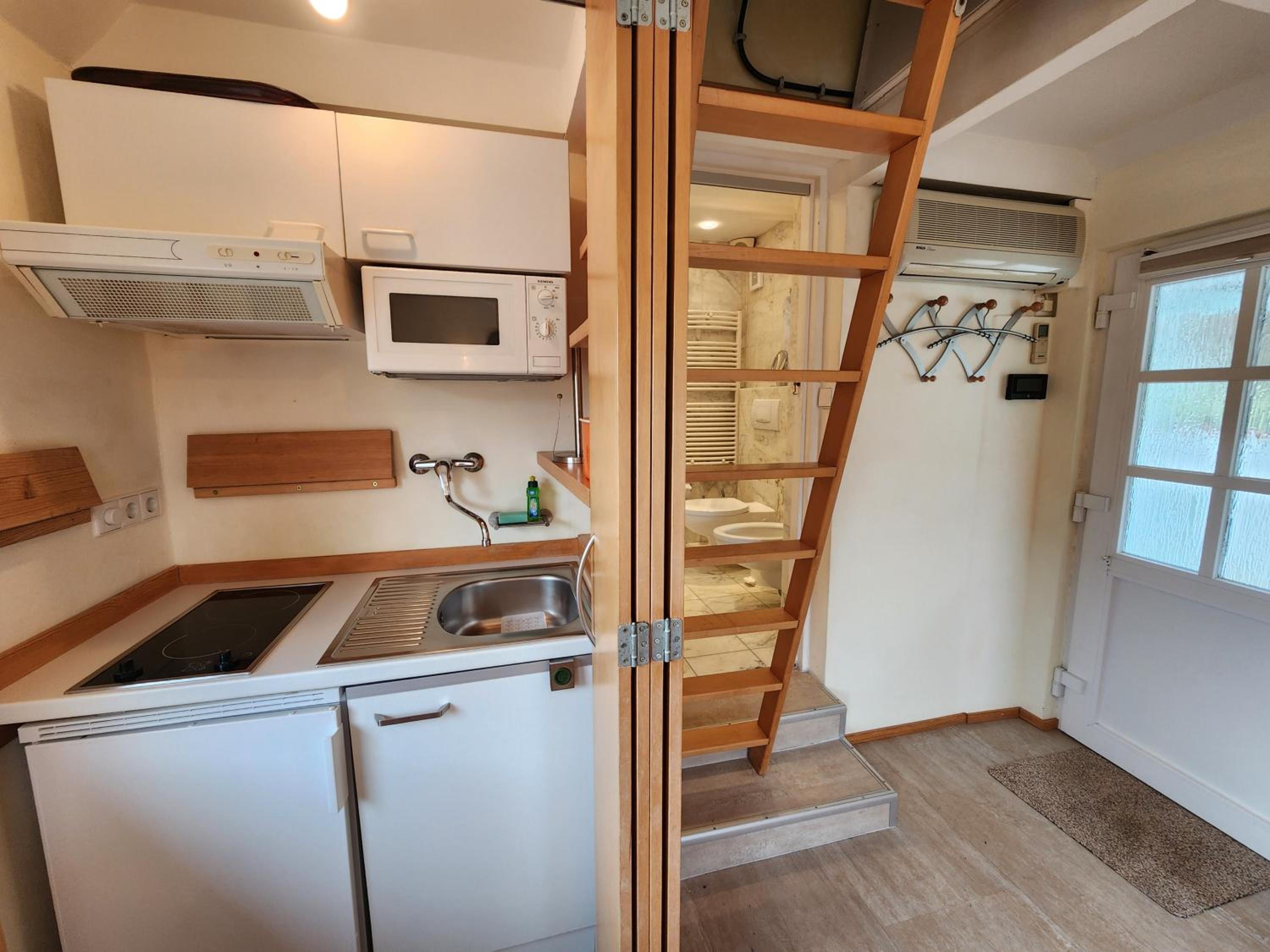 Apartment - Split Level