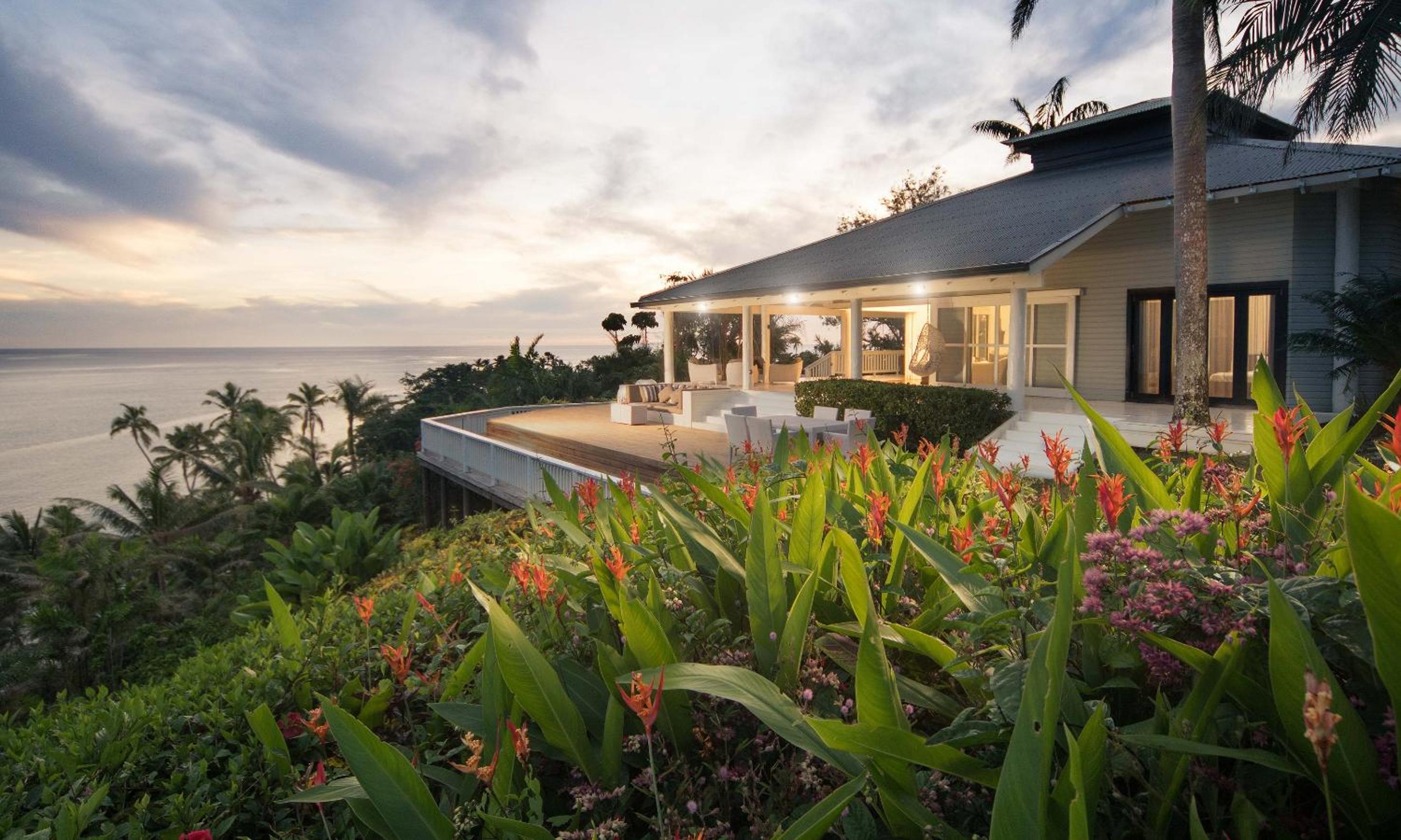 Three-Bedroom Villa photo 1