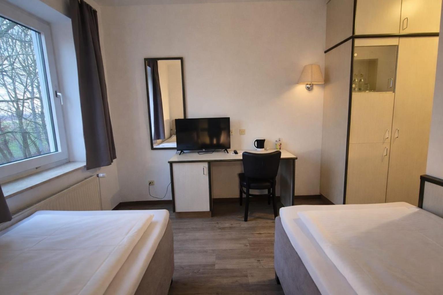 Double Room - Photo 3