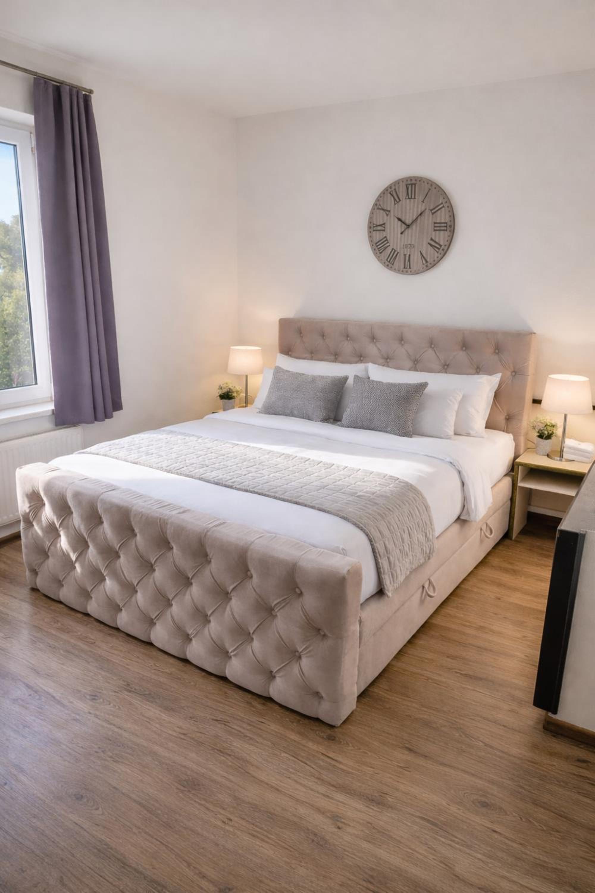 Double Room - Photo 5