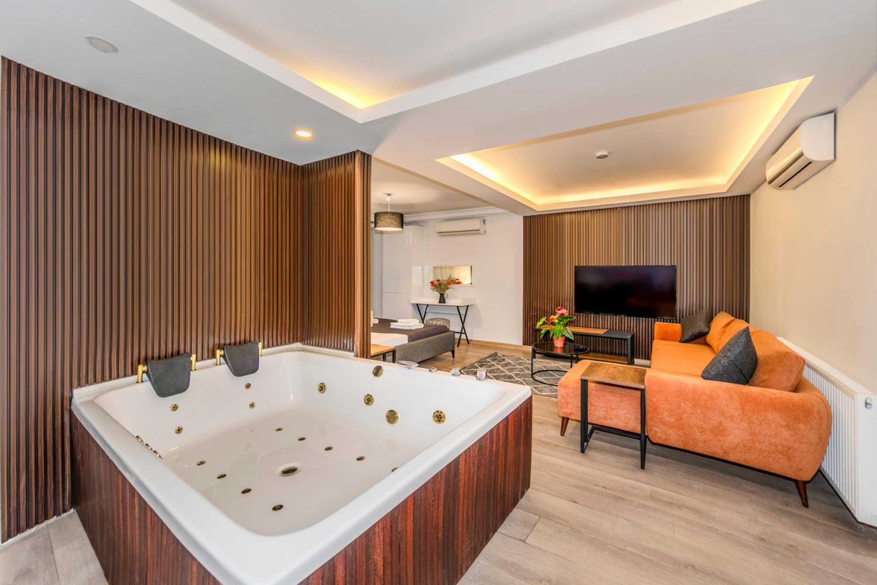 Studio with Spa Bath photo 2