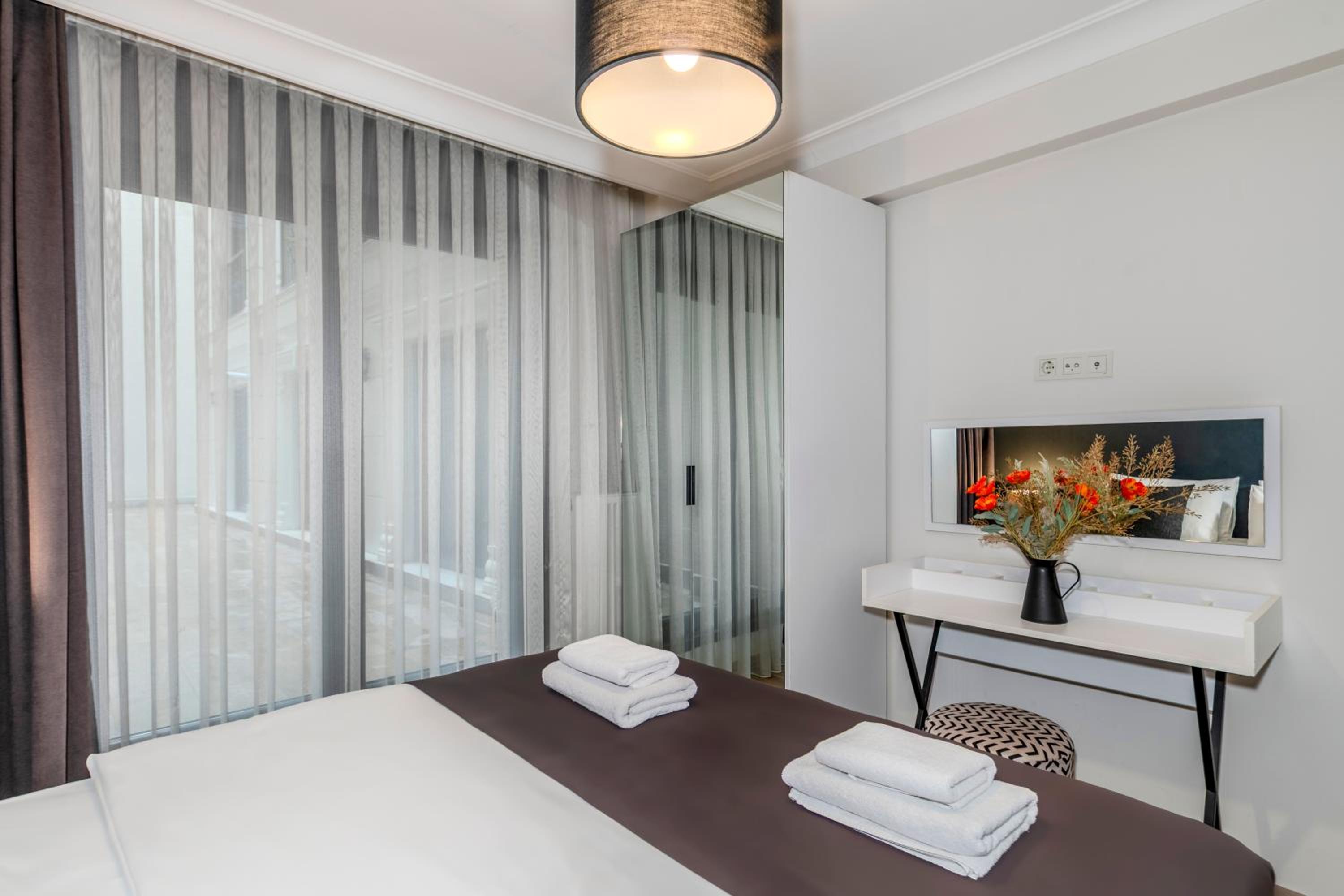 Suite with Garden View