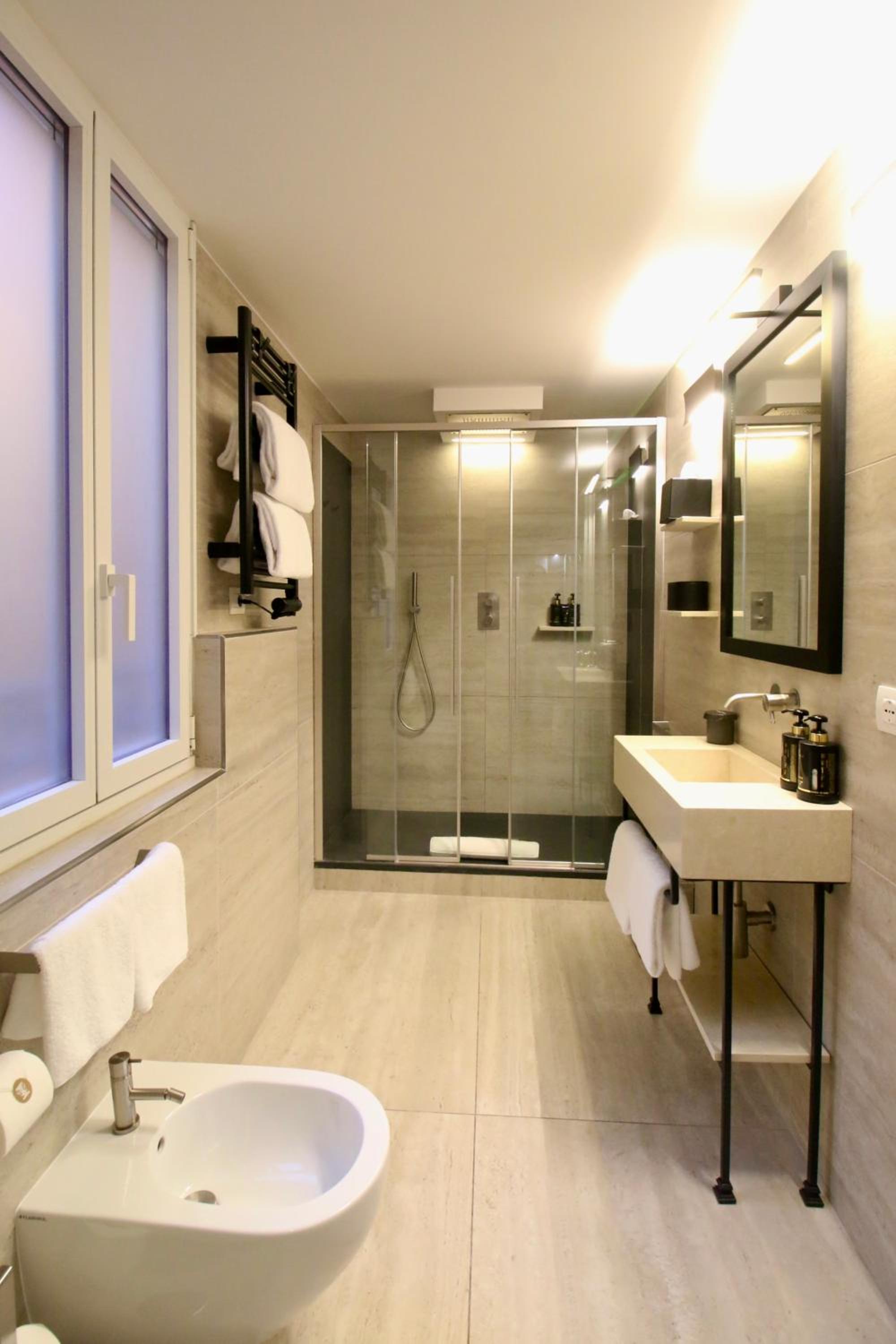 Two Connecting Deluxe Double Rooms photo 2