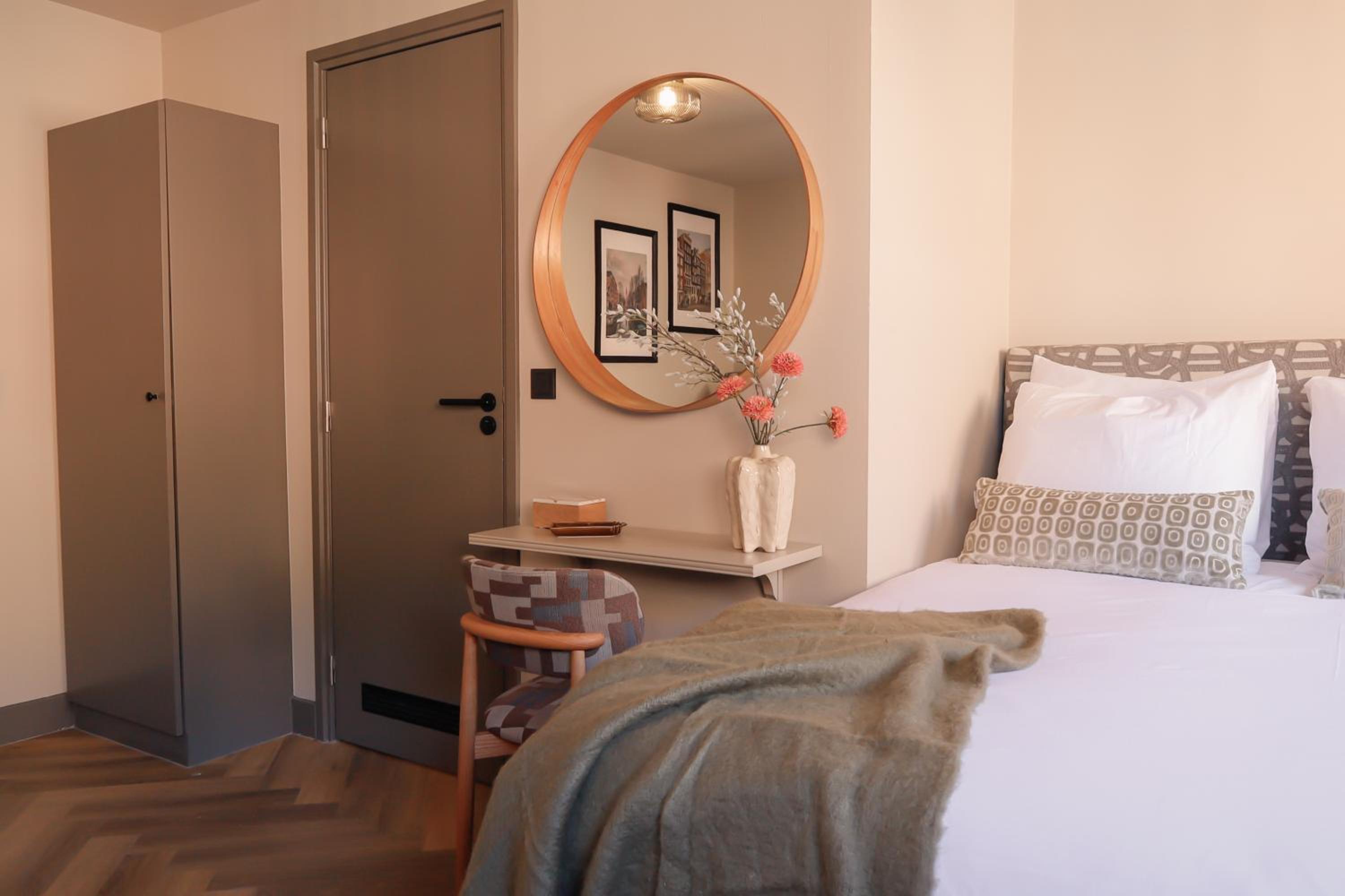 Grand Room photo 2