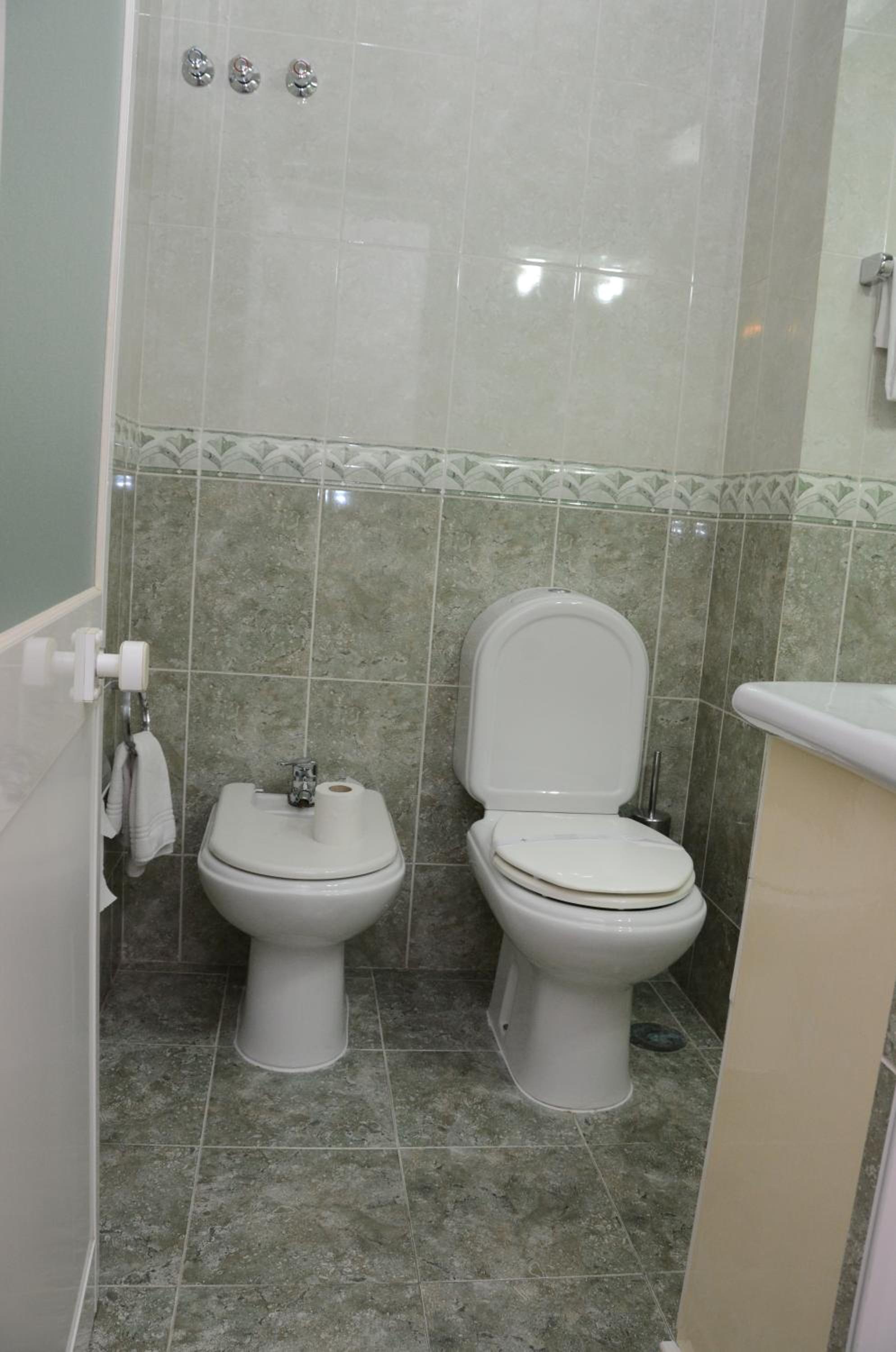 Single Room - Photo 2