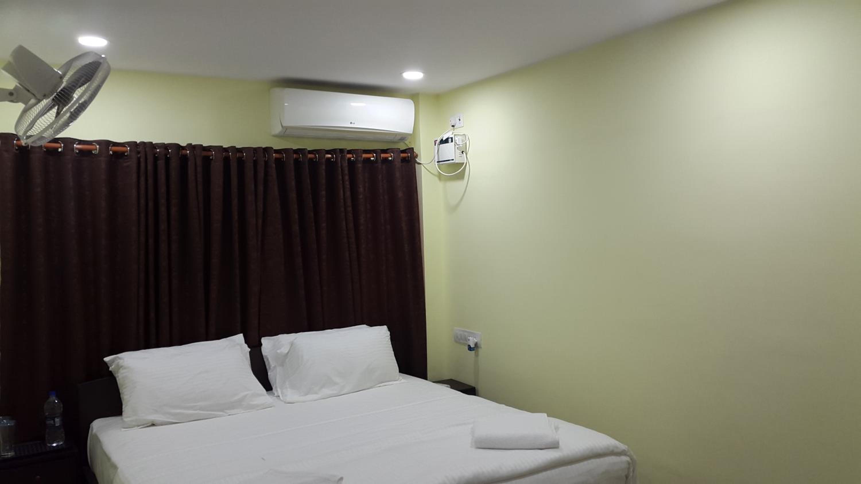 Standard Double Room photo 2