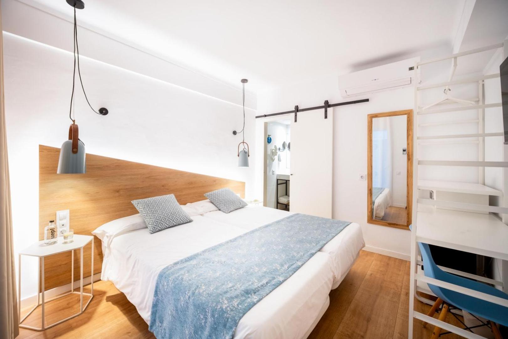 Budget Double or Twin Room photo 2