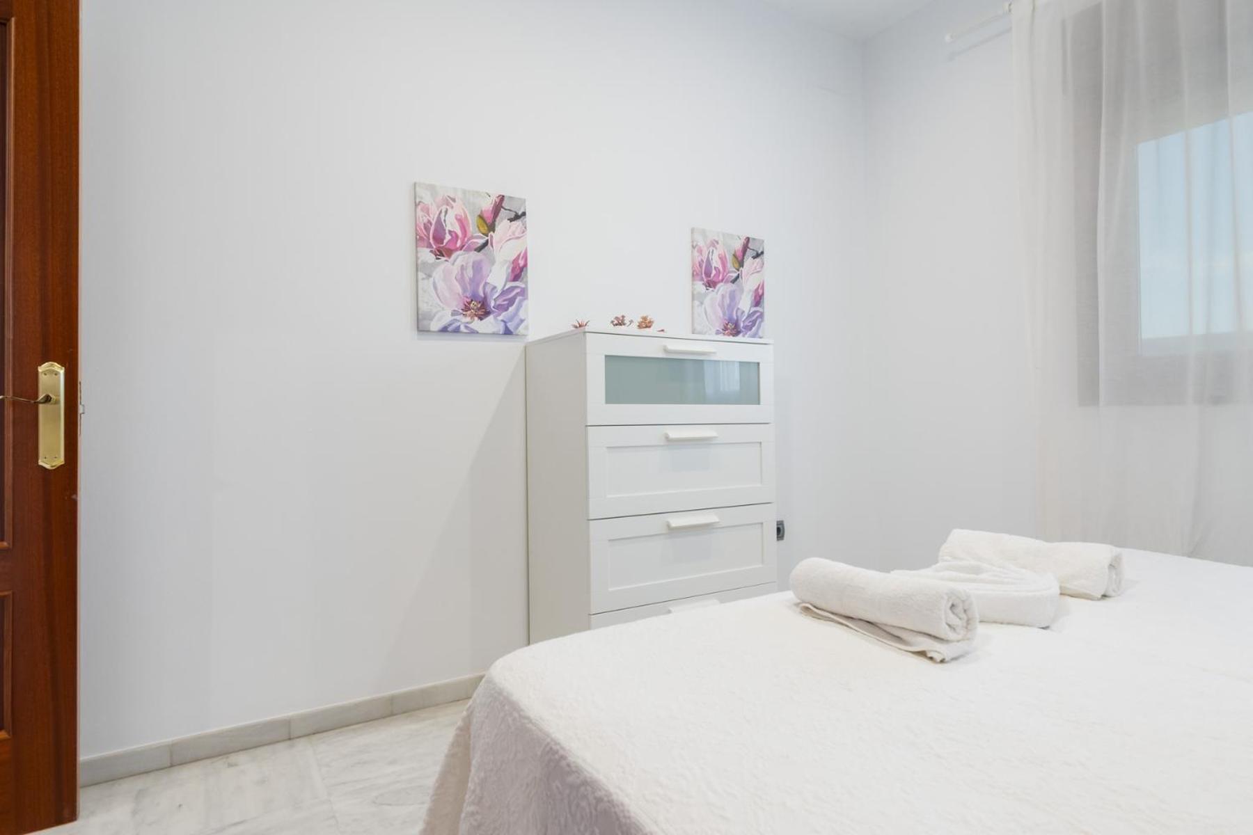 Two-Bedroom Apartment with Terrace photo 3