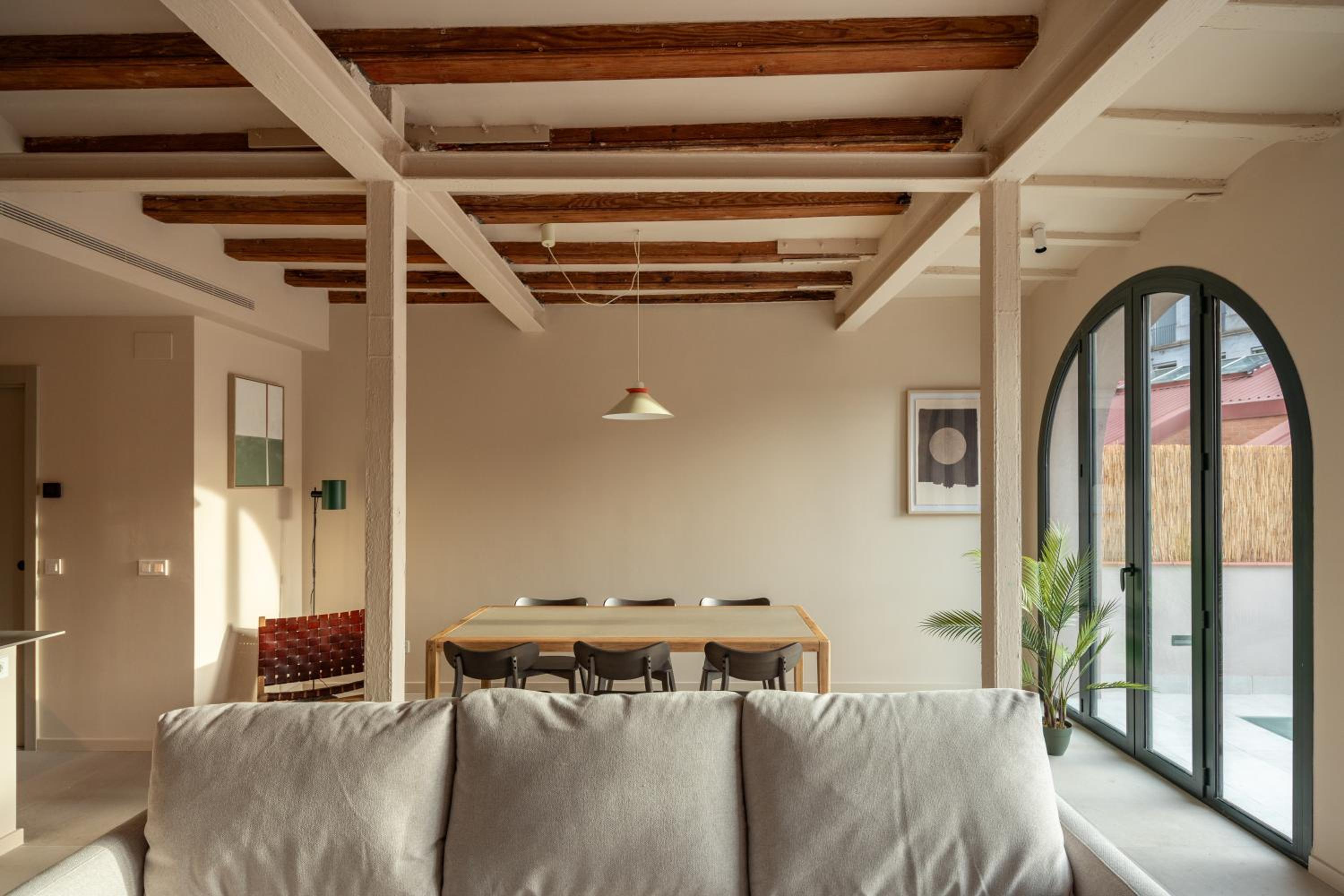 One-Bedroom Apartment with Terrace photo 3