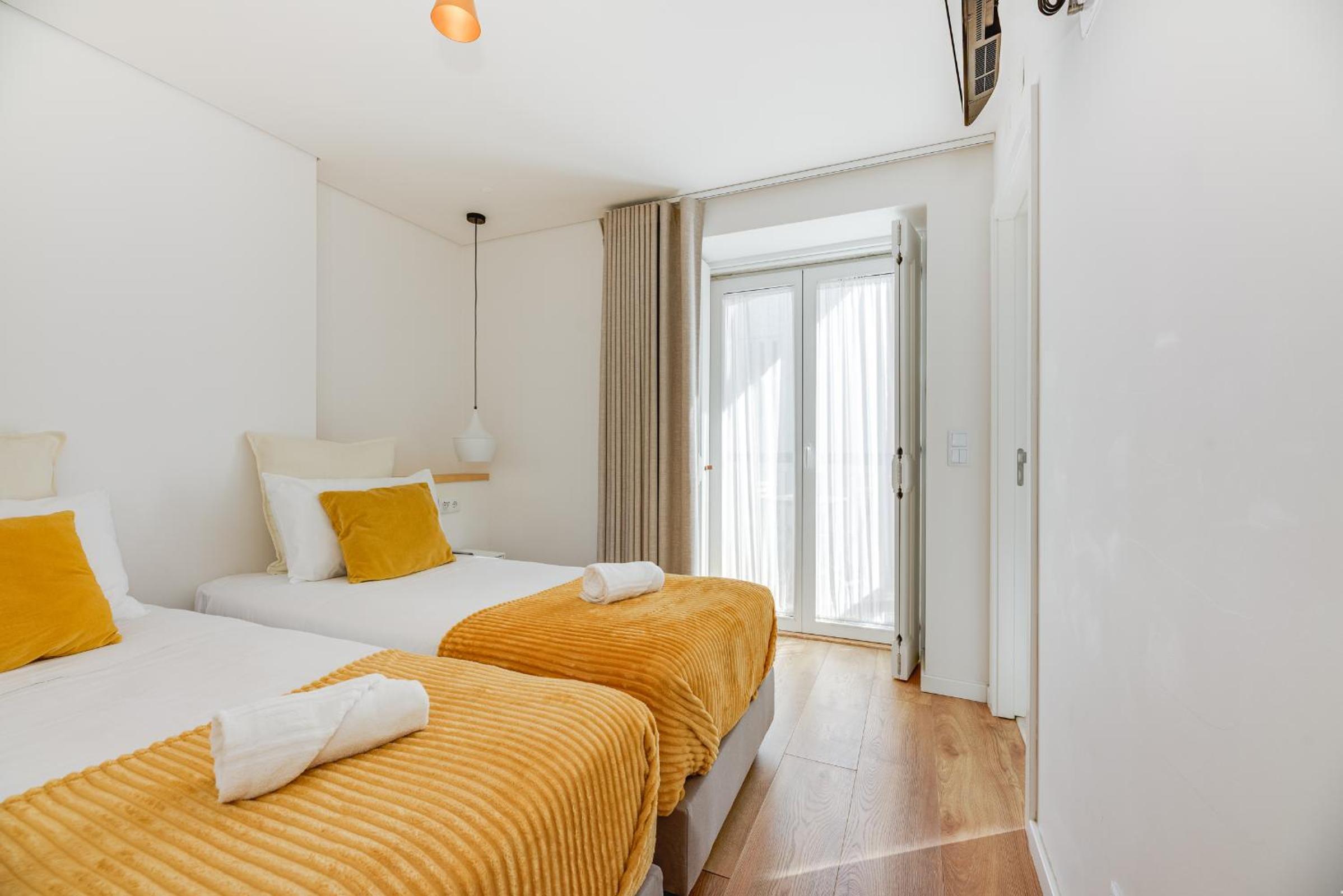 Twin Room with Balcony photo 1