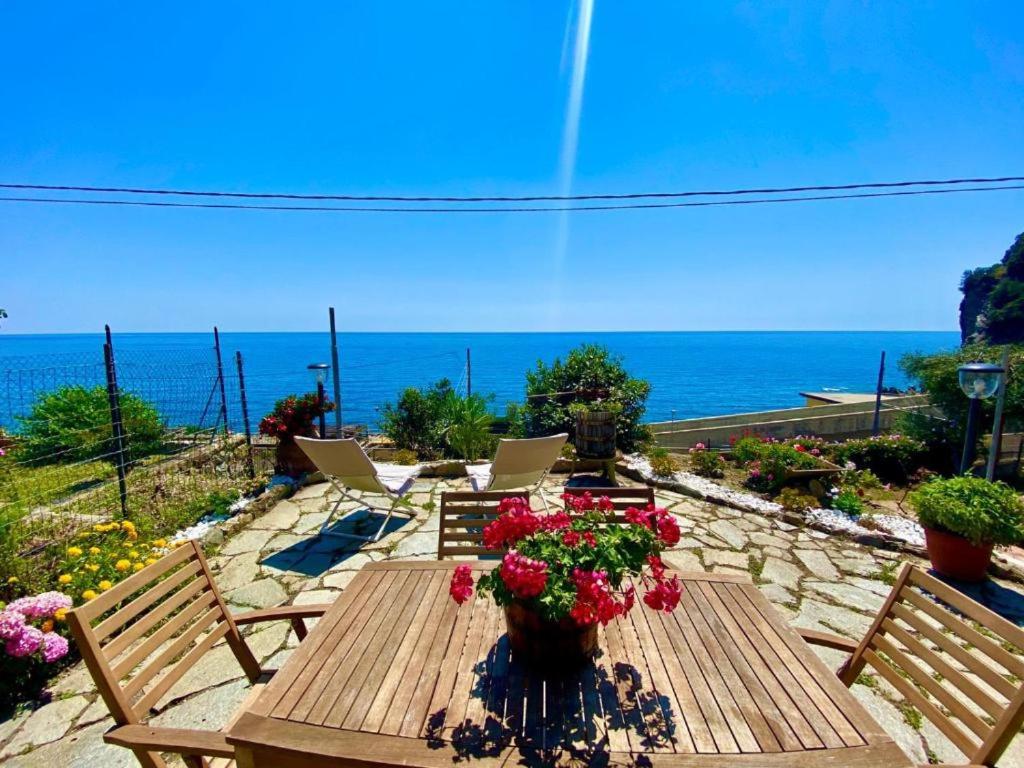 Two-Bedroom Apartment with Sea View photo 2