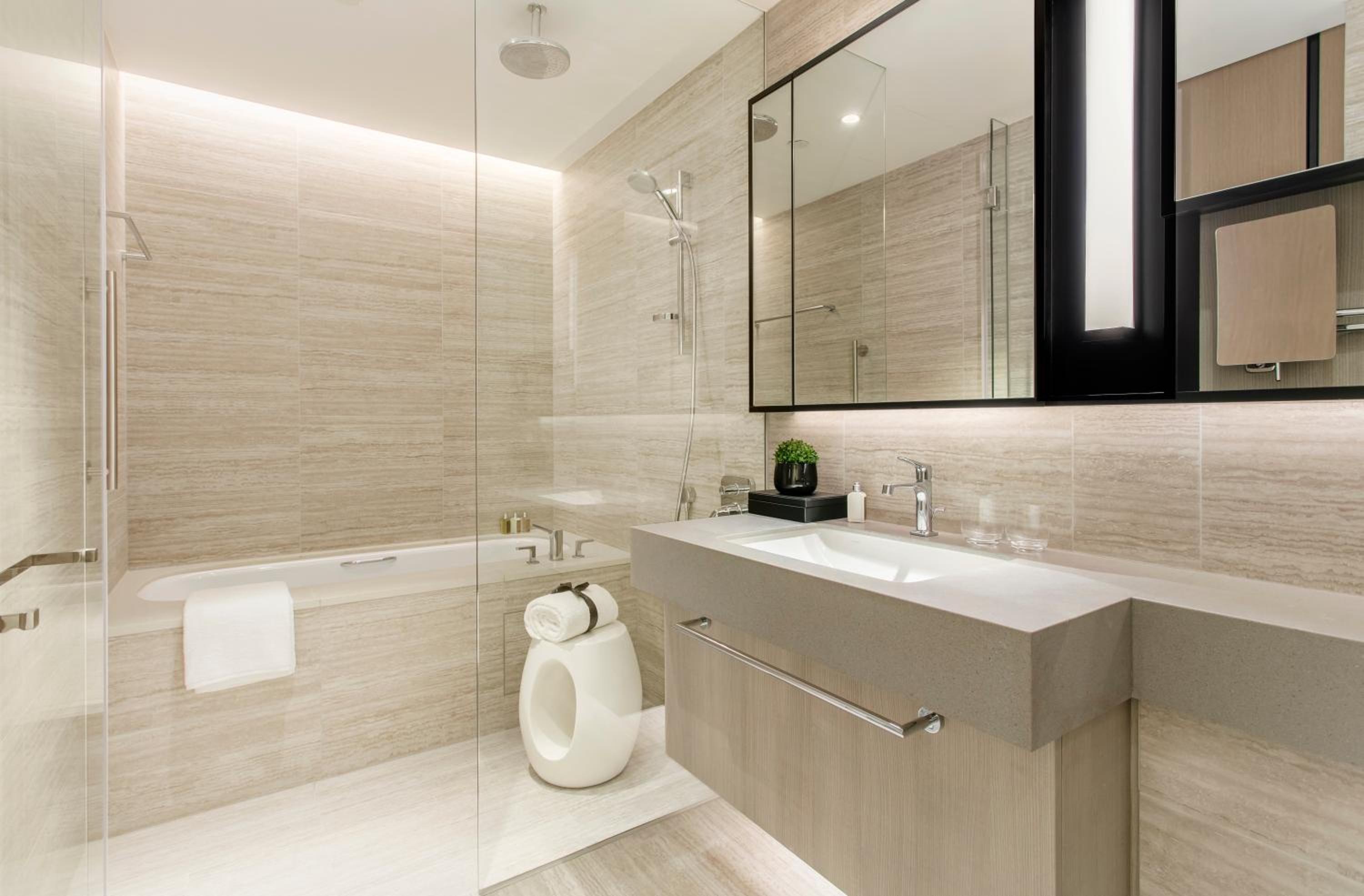 Premier One-Bedroom Suite