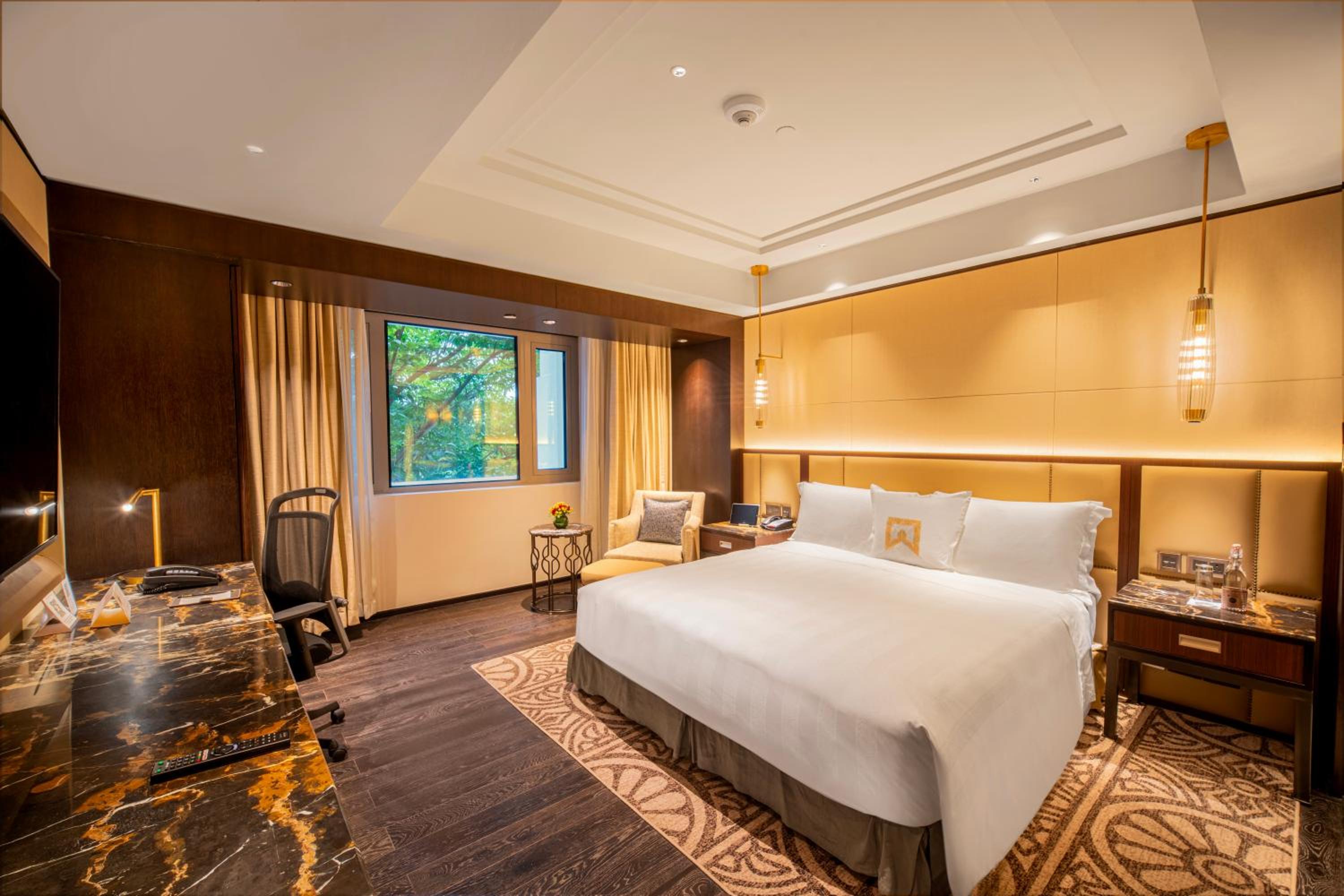 Executive Club Exclusive - Photo 2