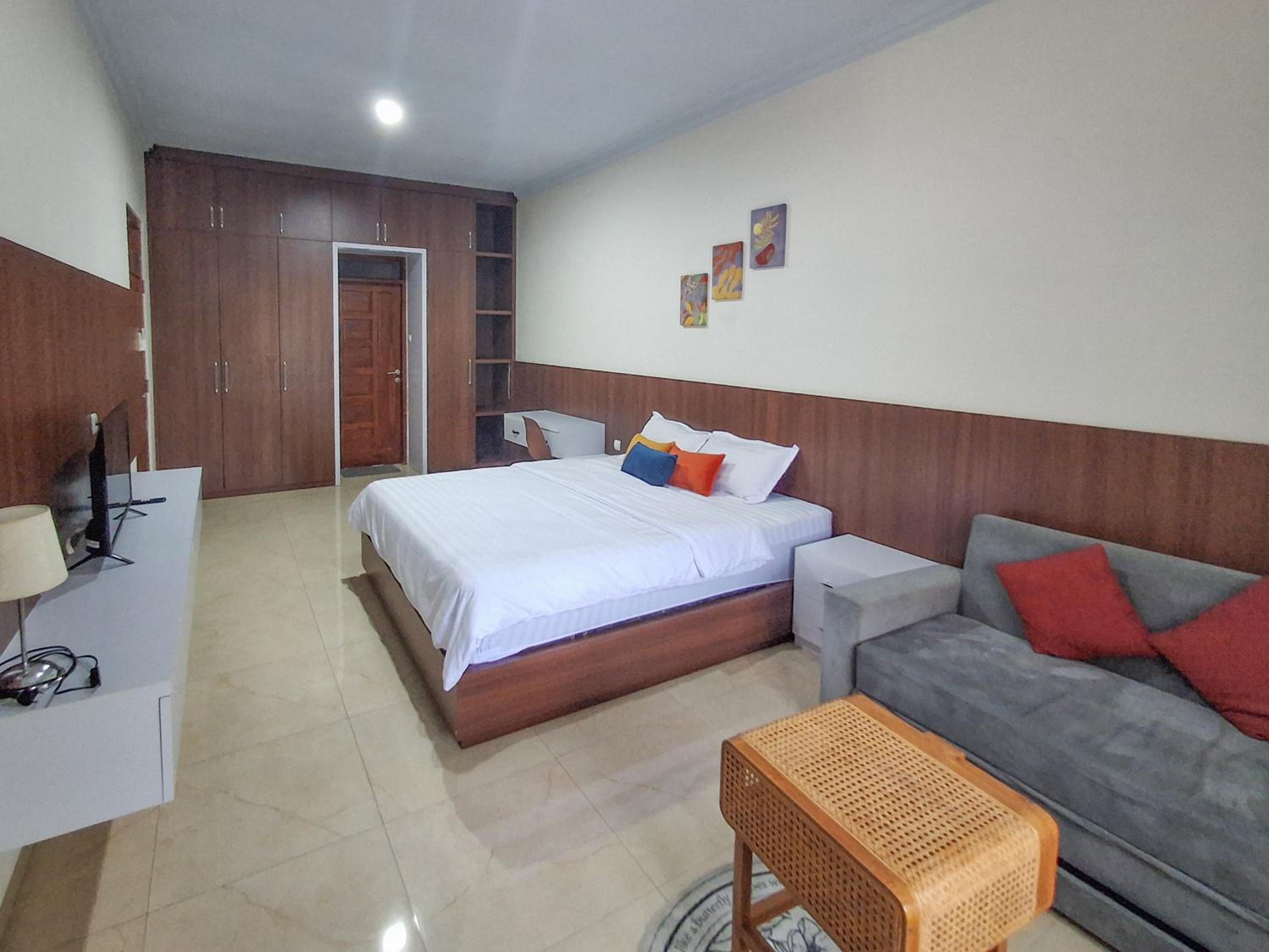 Villa photo 2