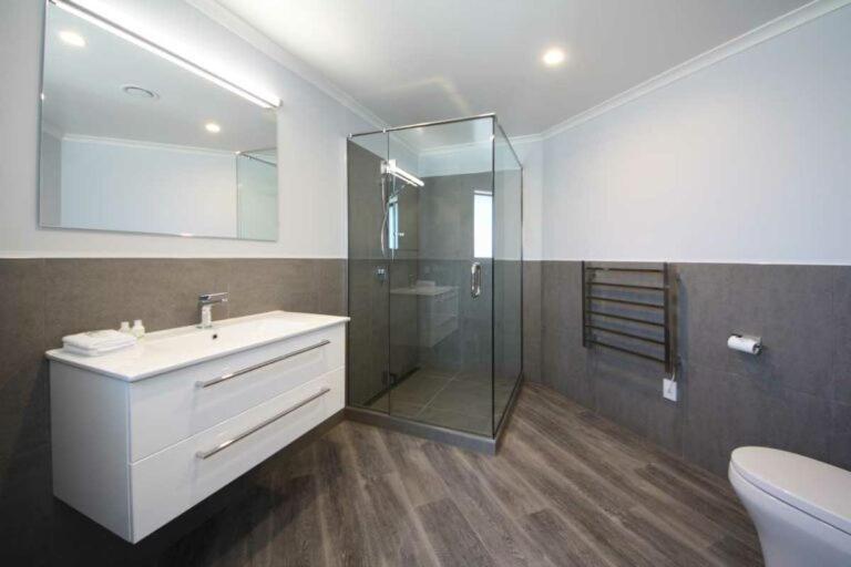 Deluxe King Room photo 3