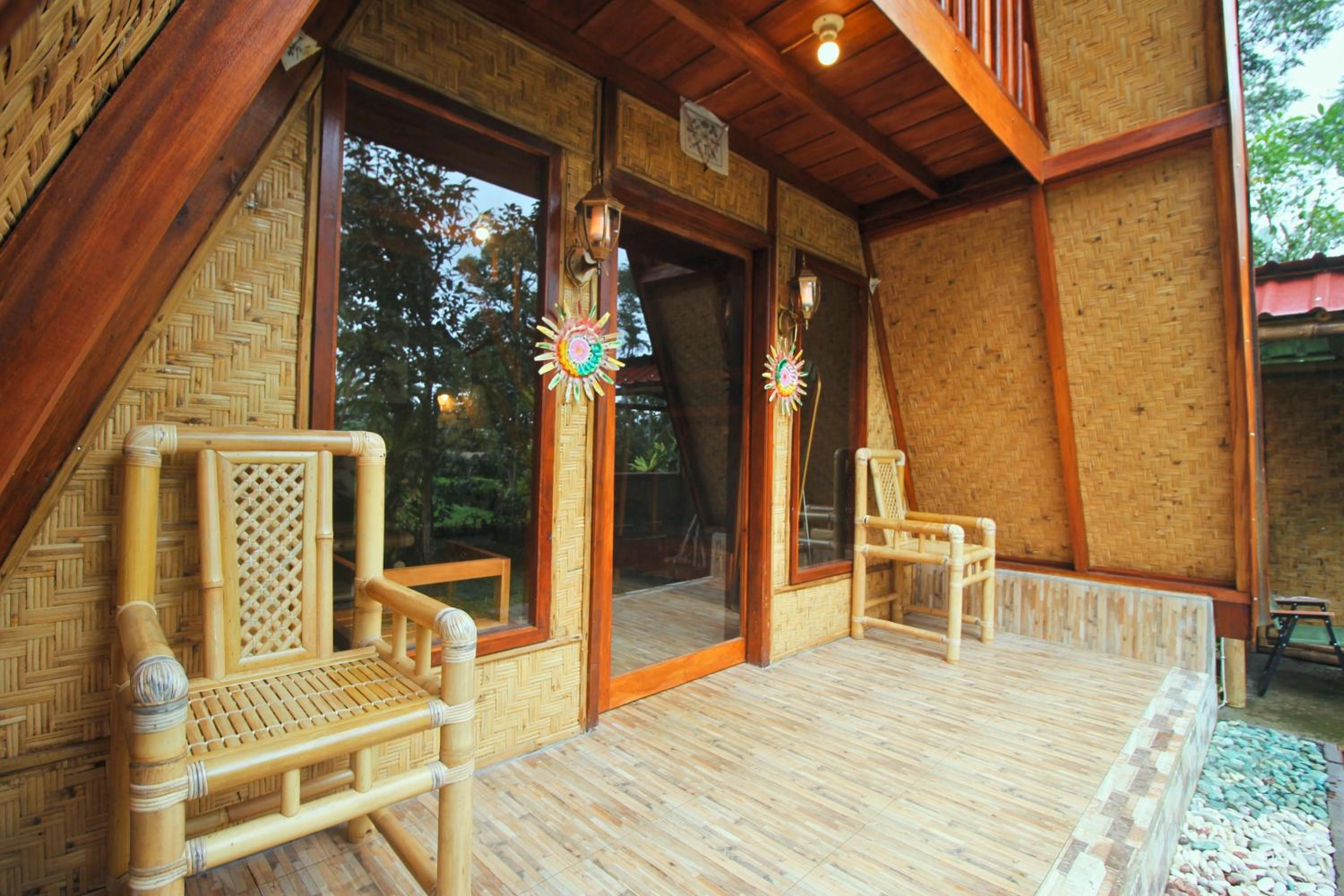 Bamboo Cabin with Bathtub - Photo 1