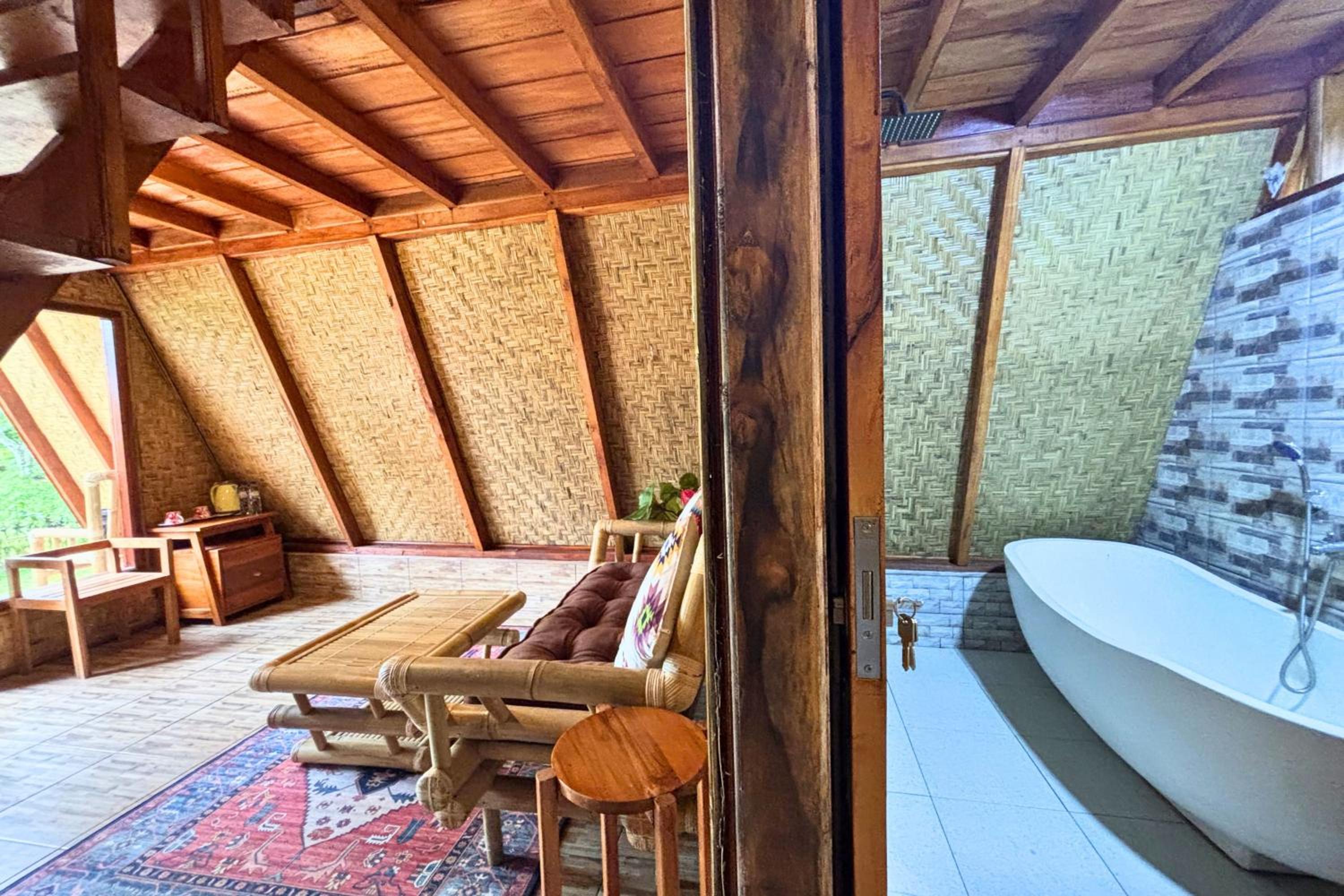 Bamboo Cabin with Bathtub - Photo 12