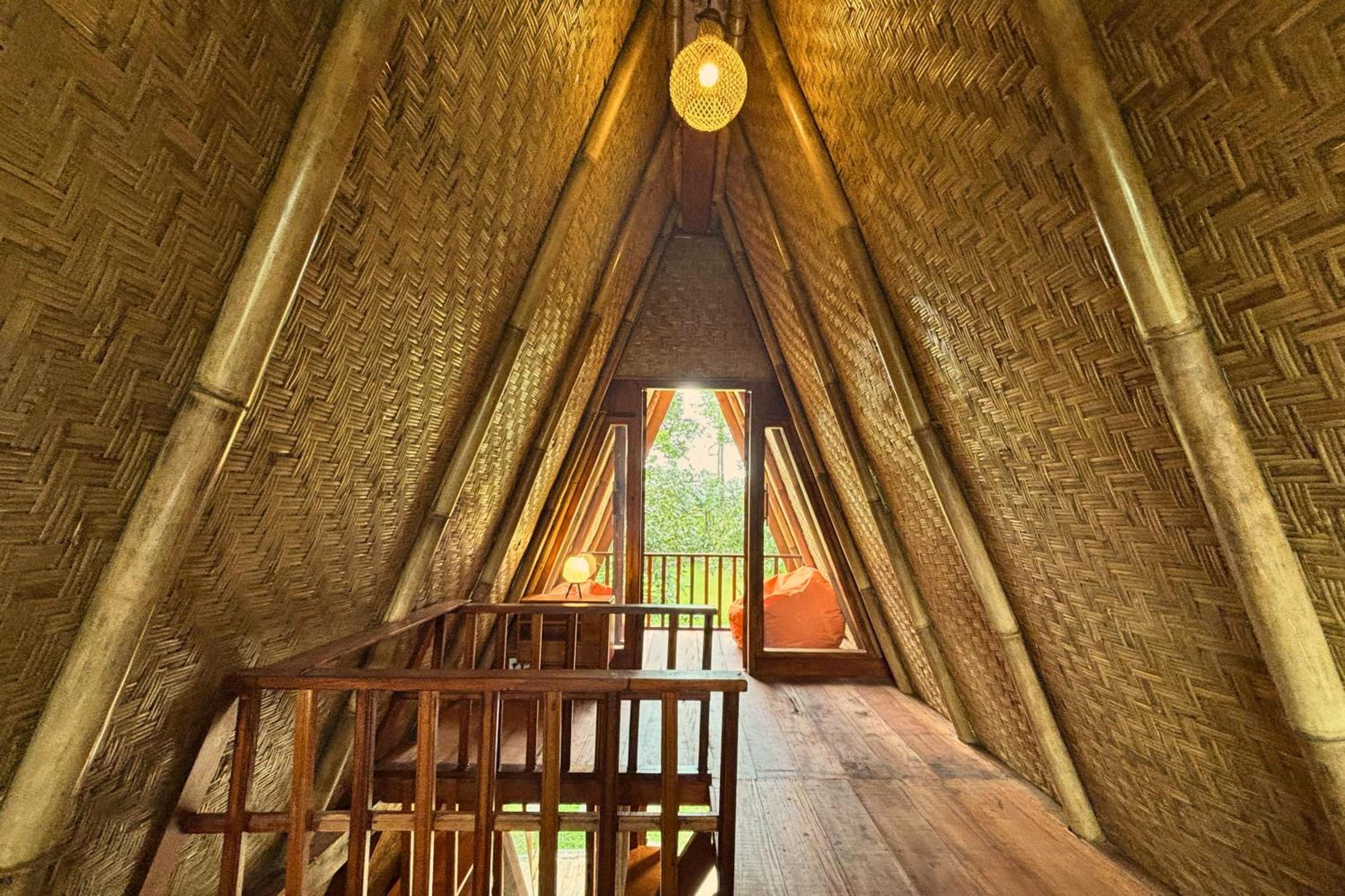 Bamboo Cabin with Bathtub - Photo 21