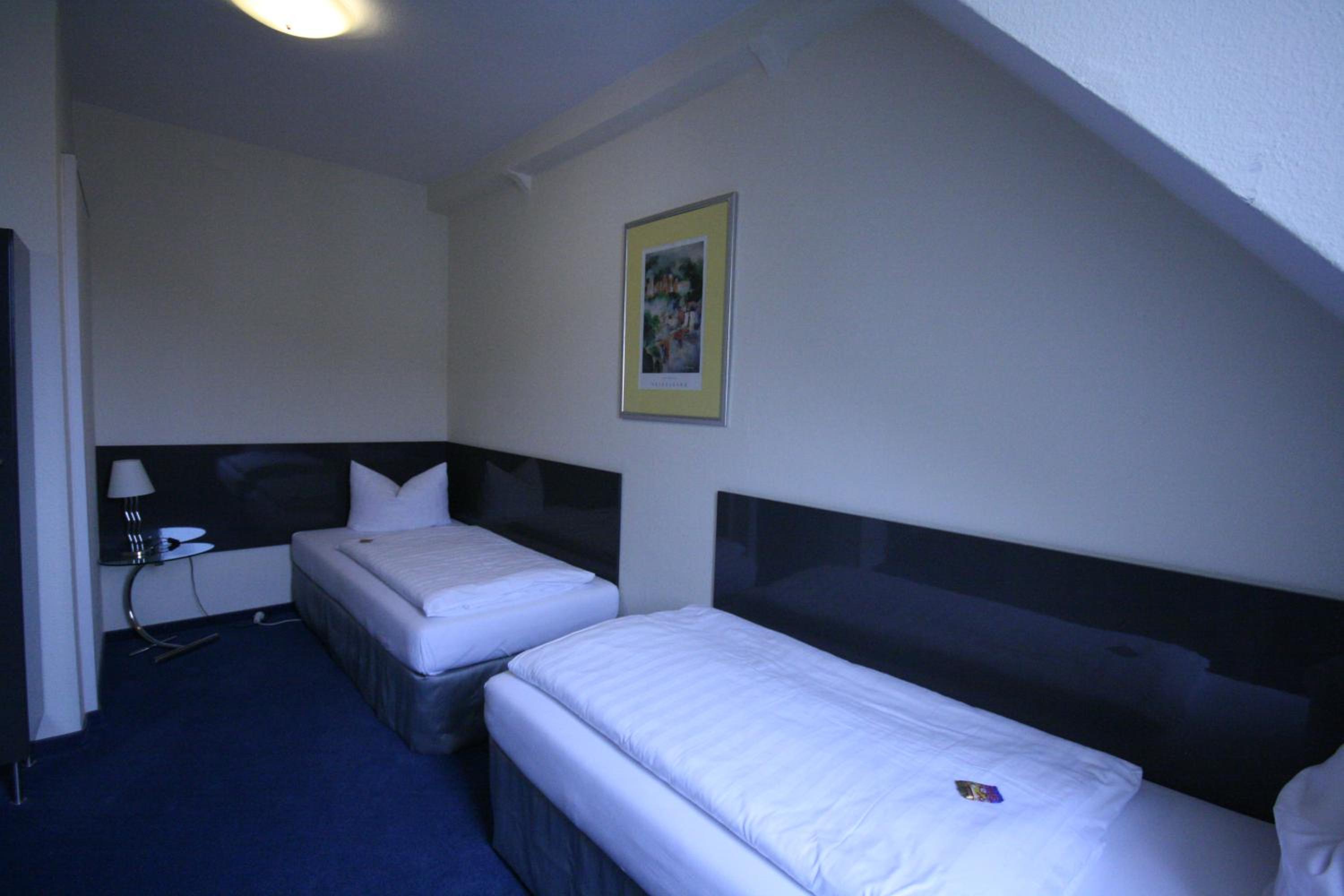 Classic Twin Room