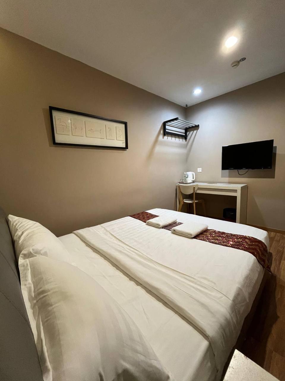 Single Room photo 2