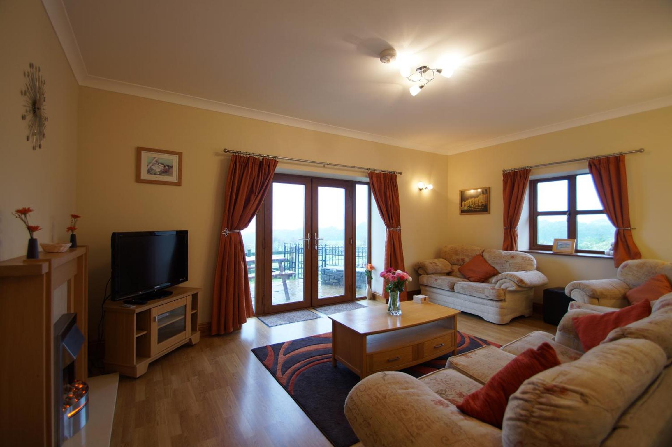Three-Bedroom Holiday Home  photo 1