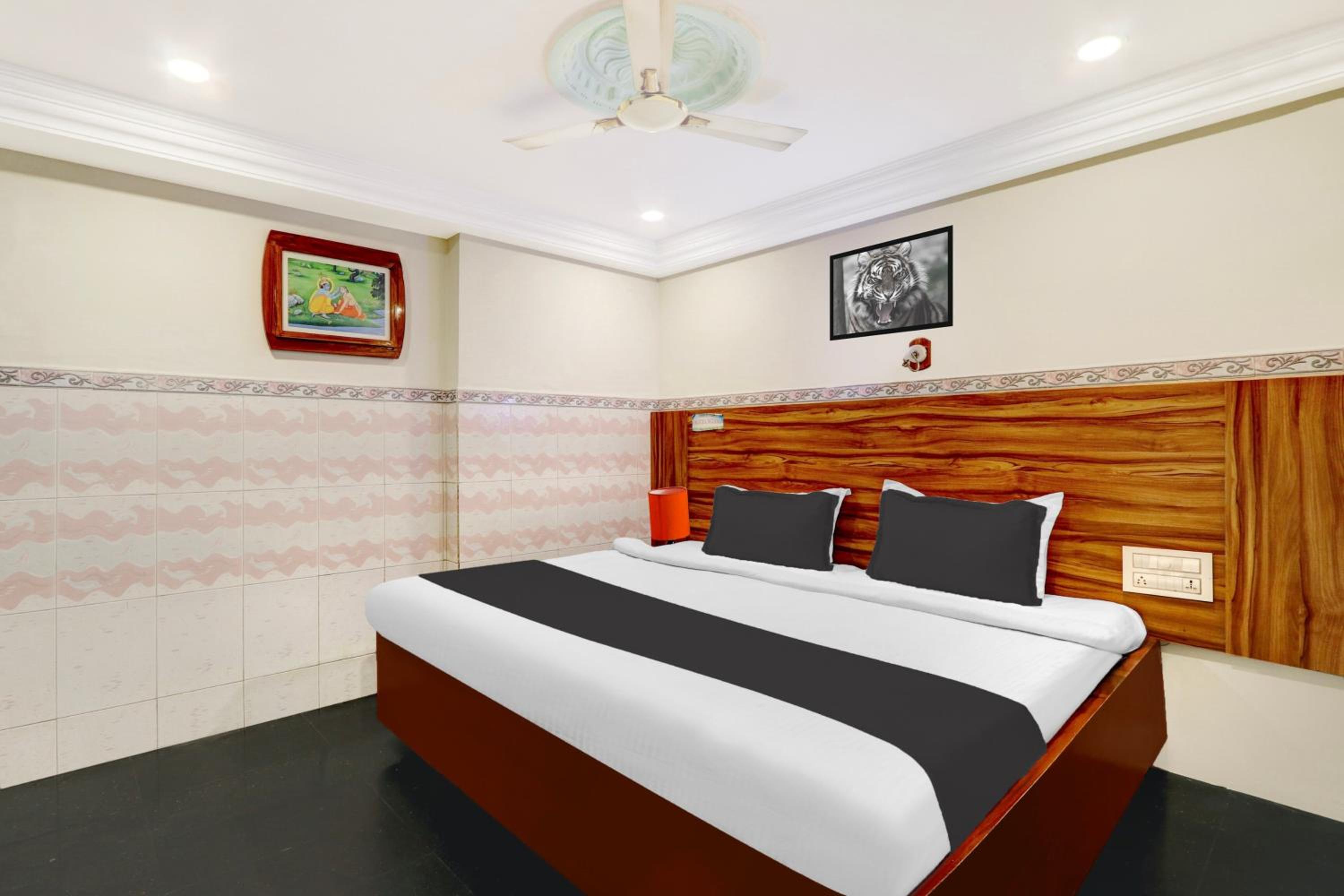 Small Double Room photo 2
