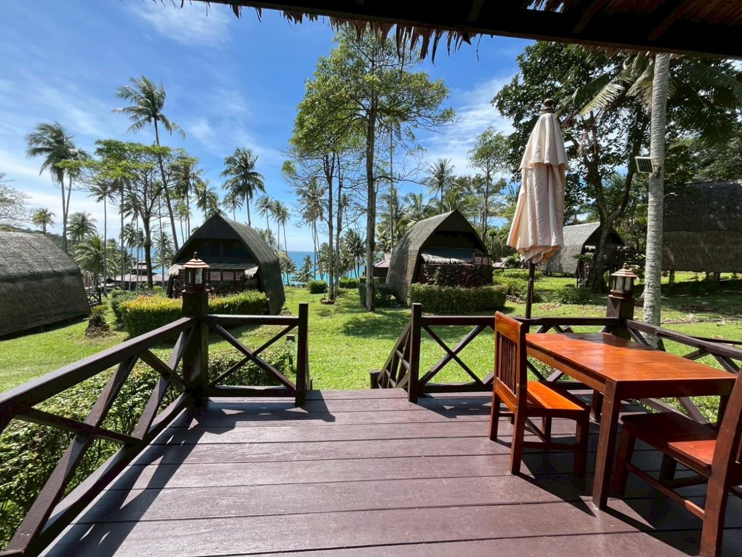 Bali House Partial Seaview (Twin Bed)