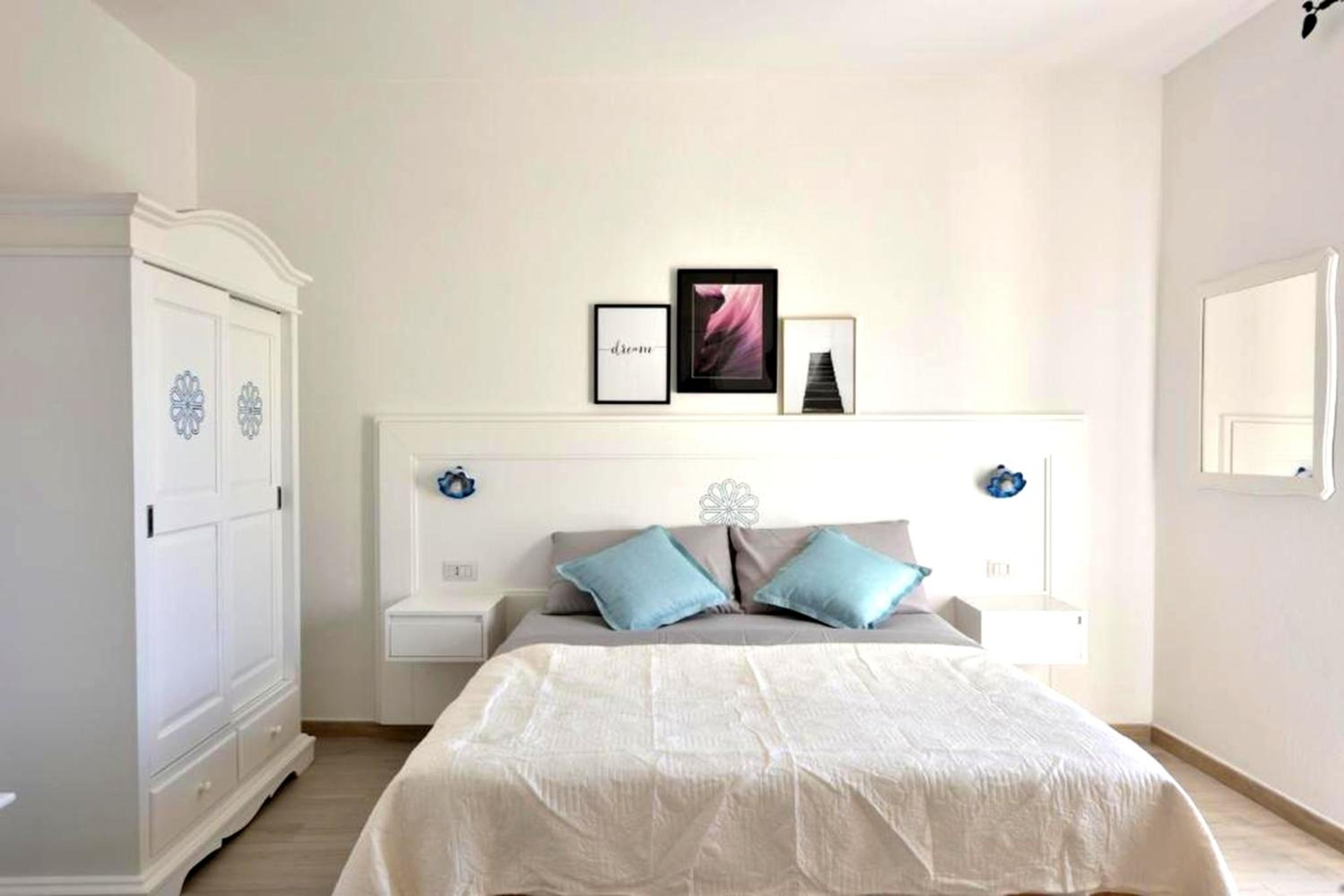 Double or Twin Room with Garden View photo 3
