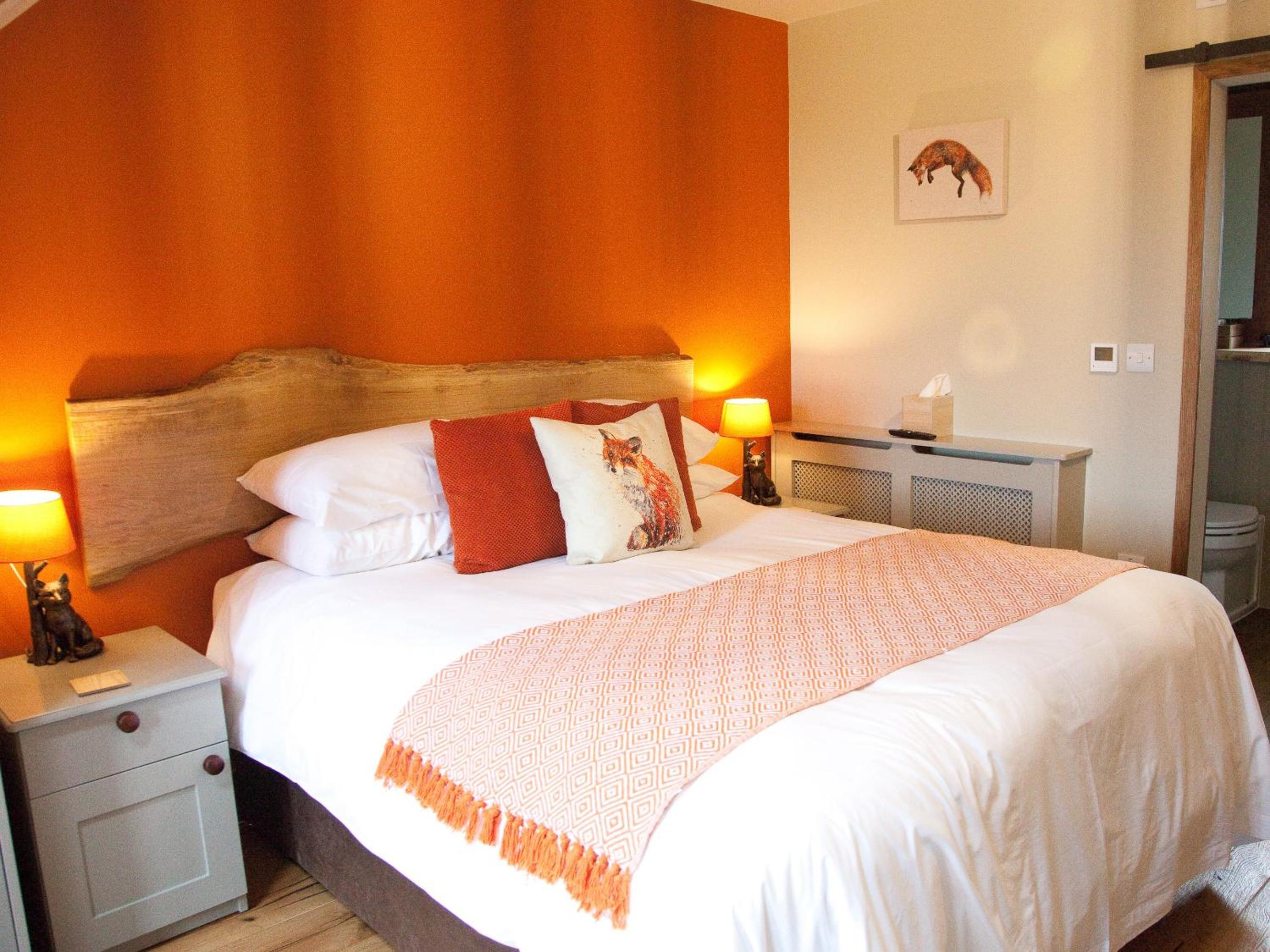 Superior King Suite photo 2