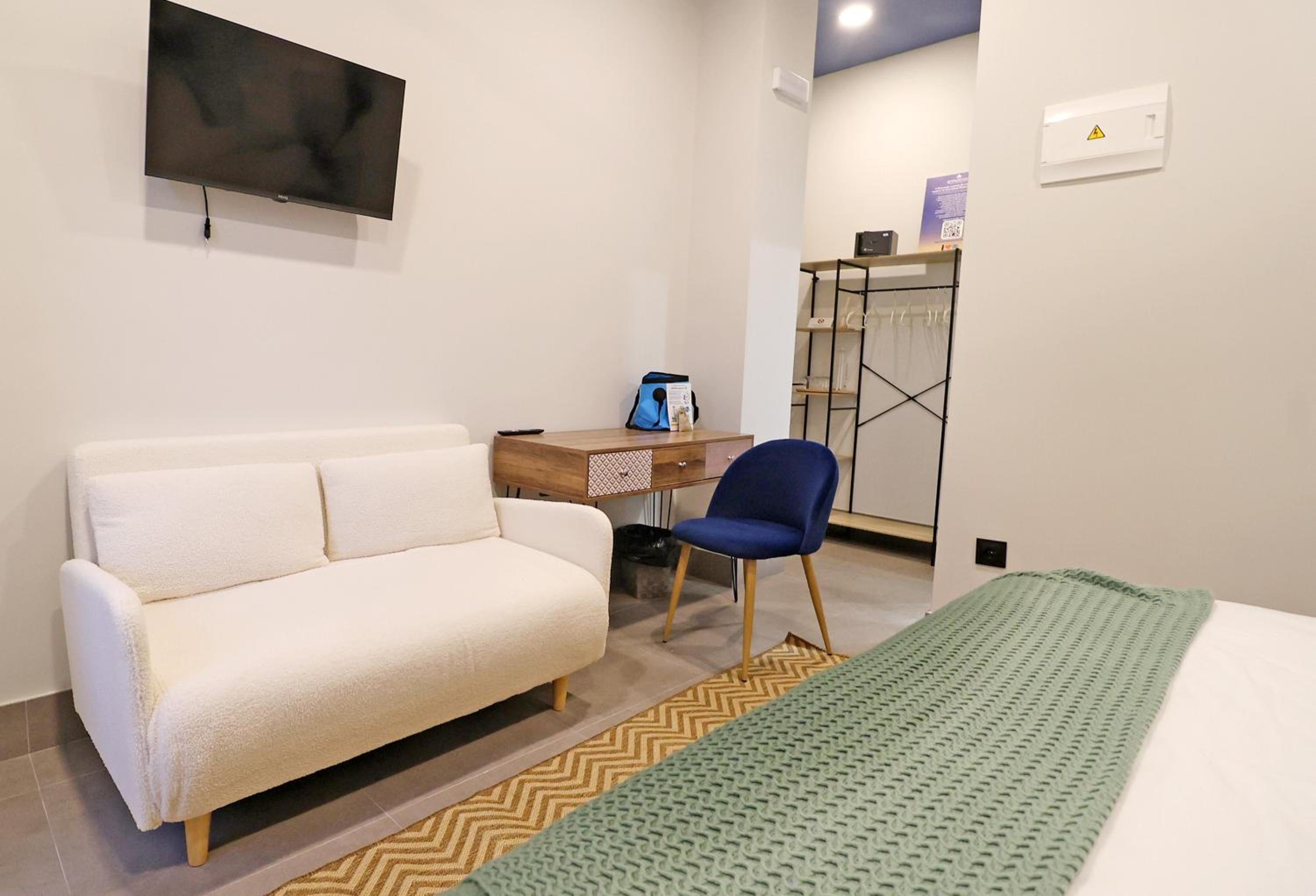 Deluxe Double Room with Extra Bed