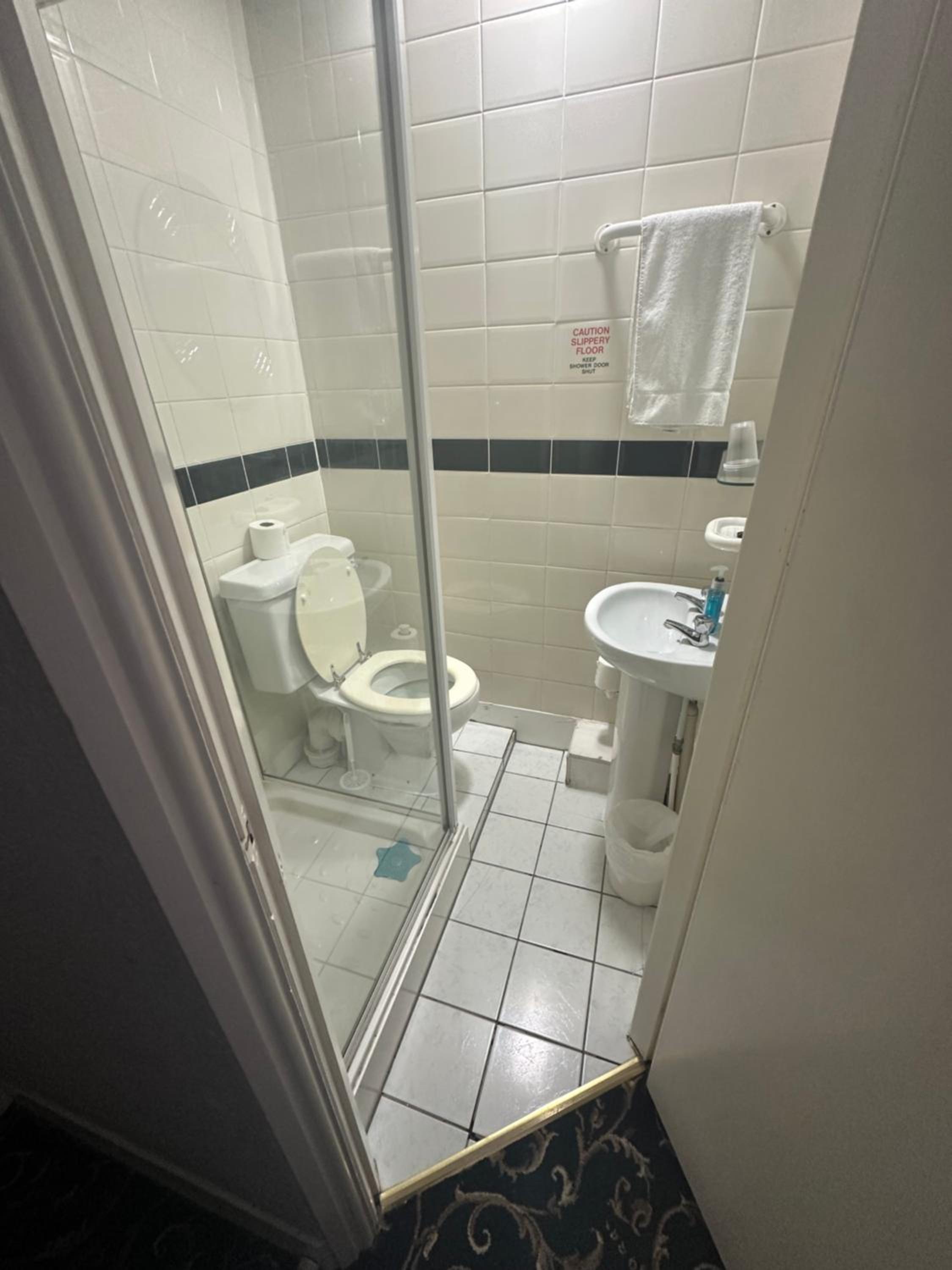 Single Room photo 2
