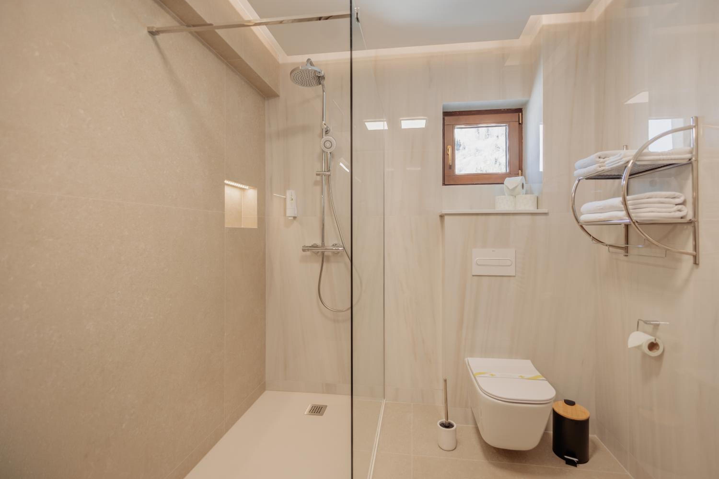 Double Room with Balcony photo 2