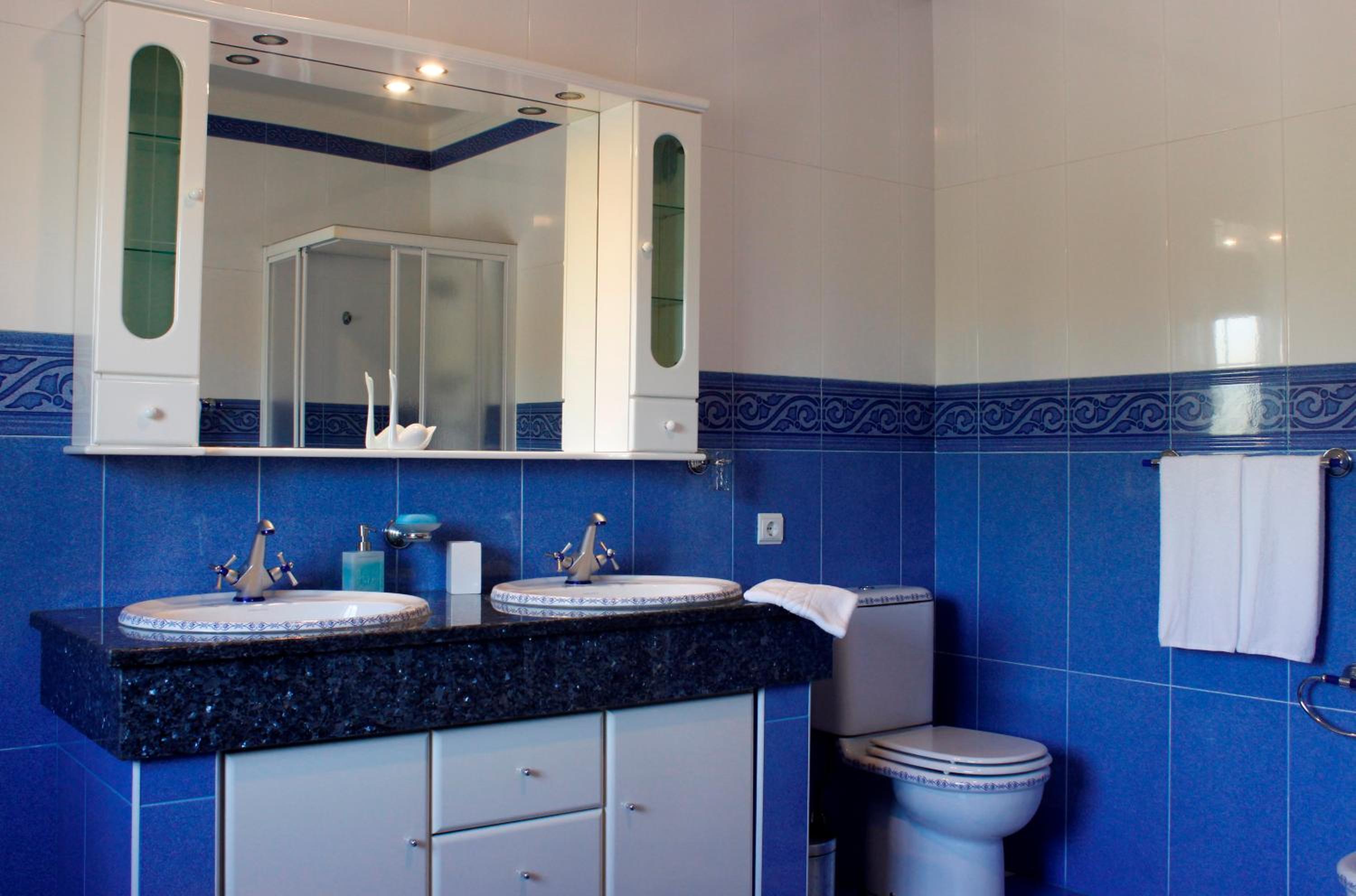 Four-Bedroom Vacation Home - Photo 10
