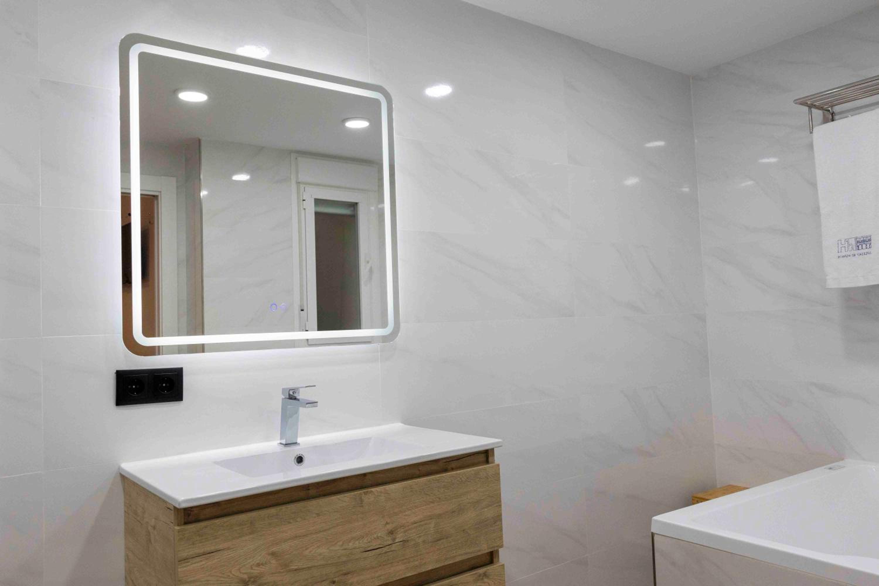 Studio with Spa Bath photo 1