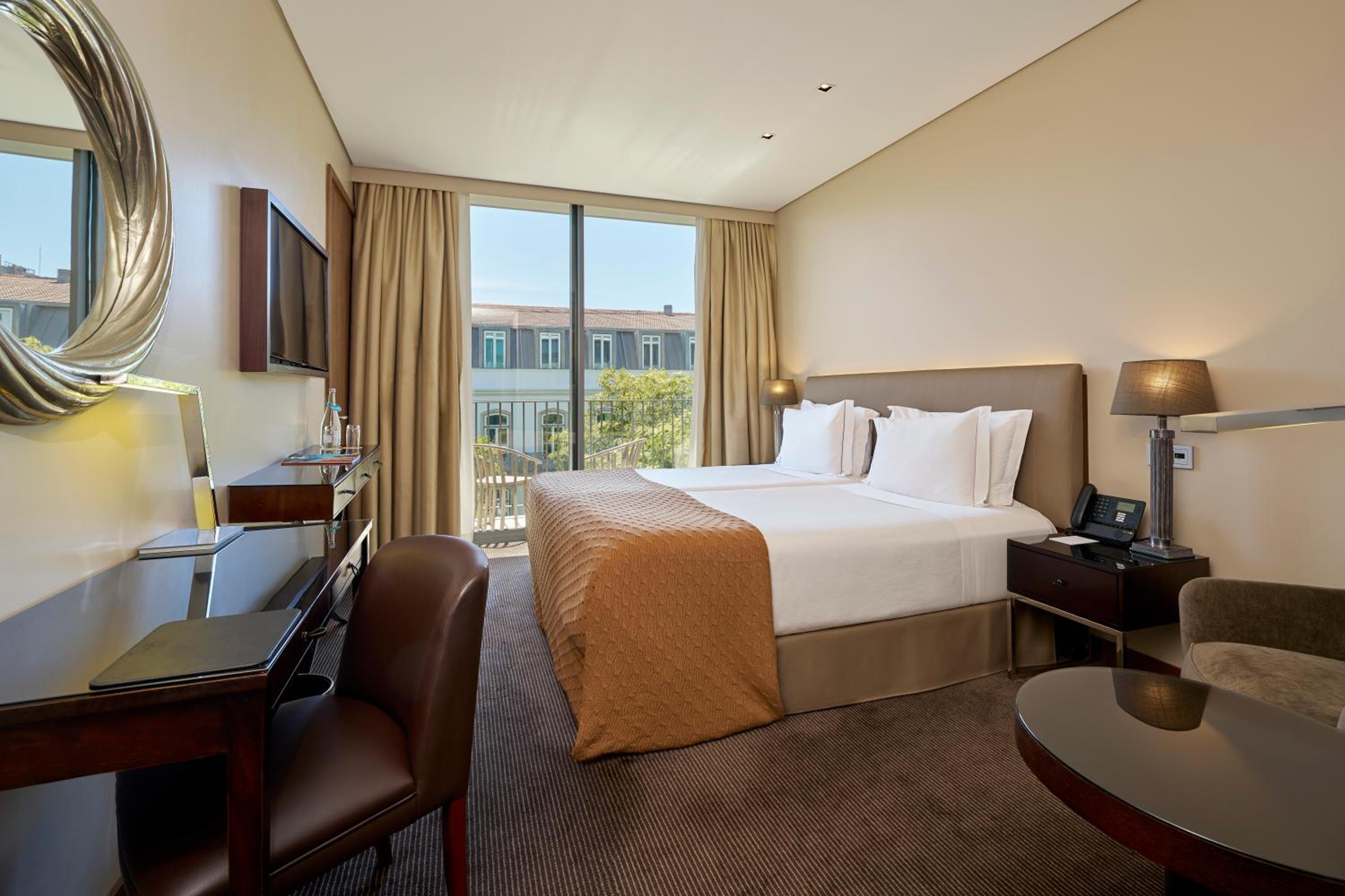 Superior Room with Balcony