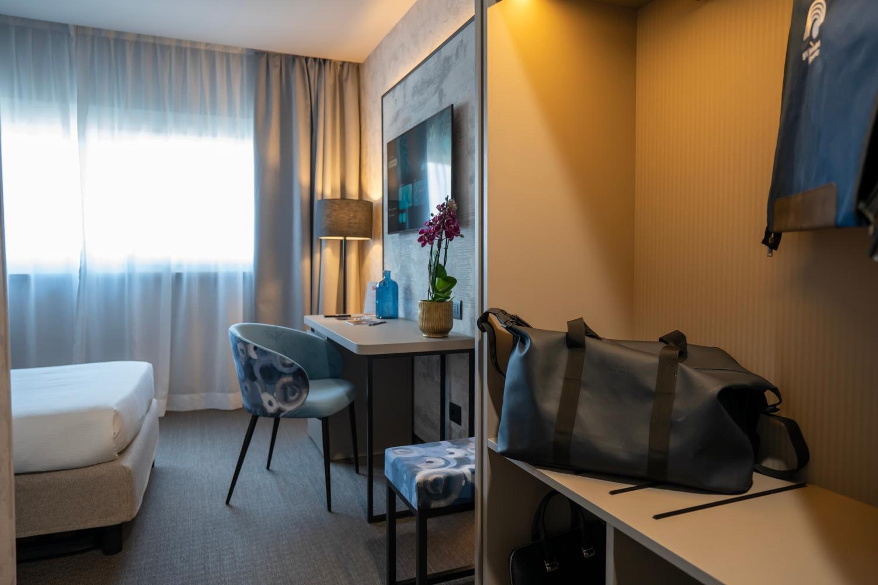 Standard Single Room photo 3