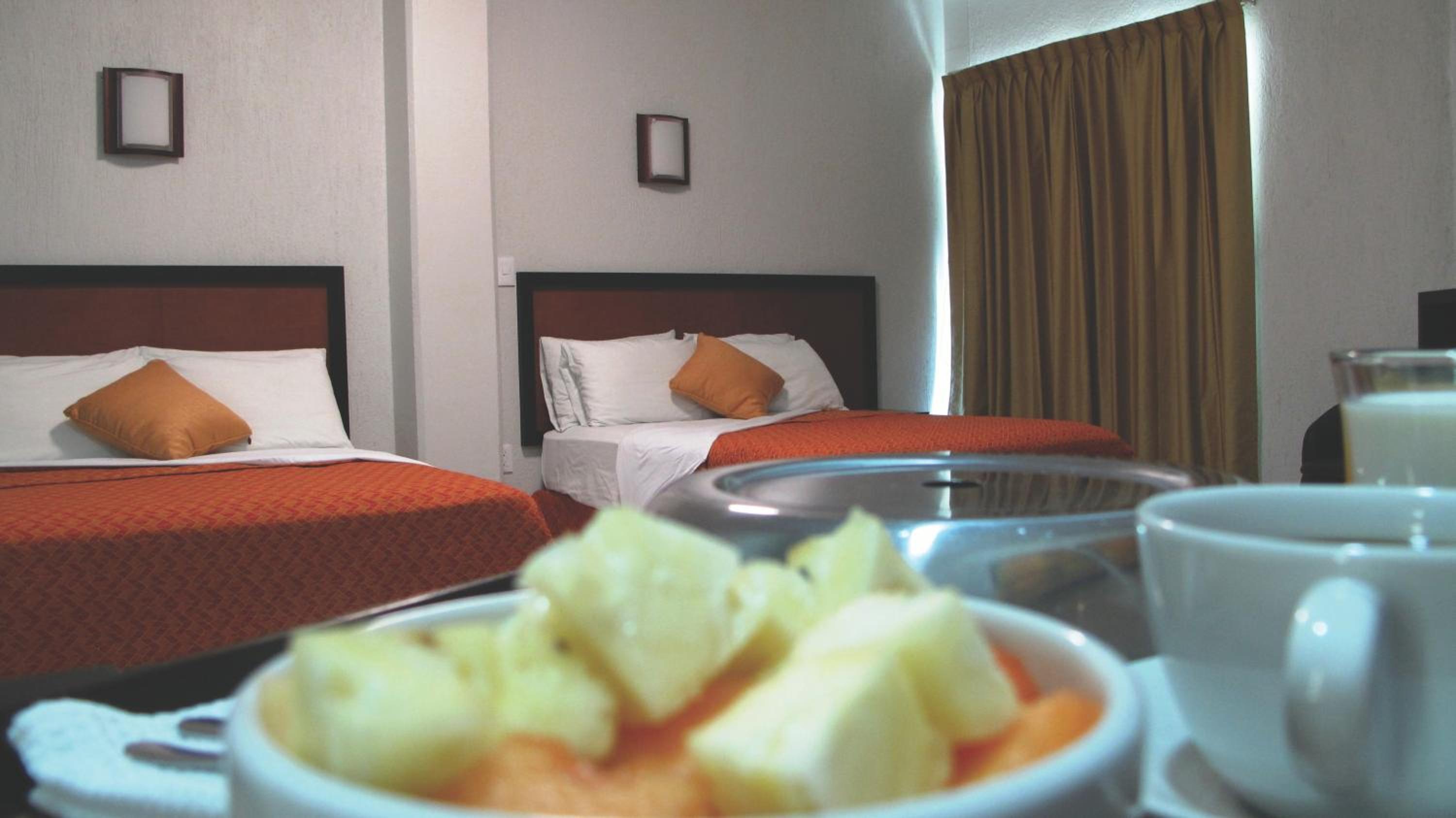 Standard Suite - Photo 9