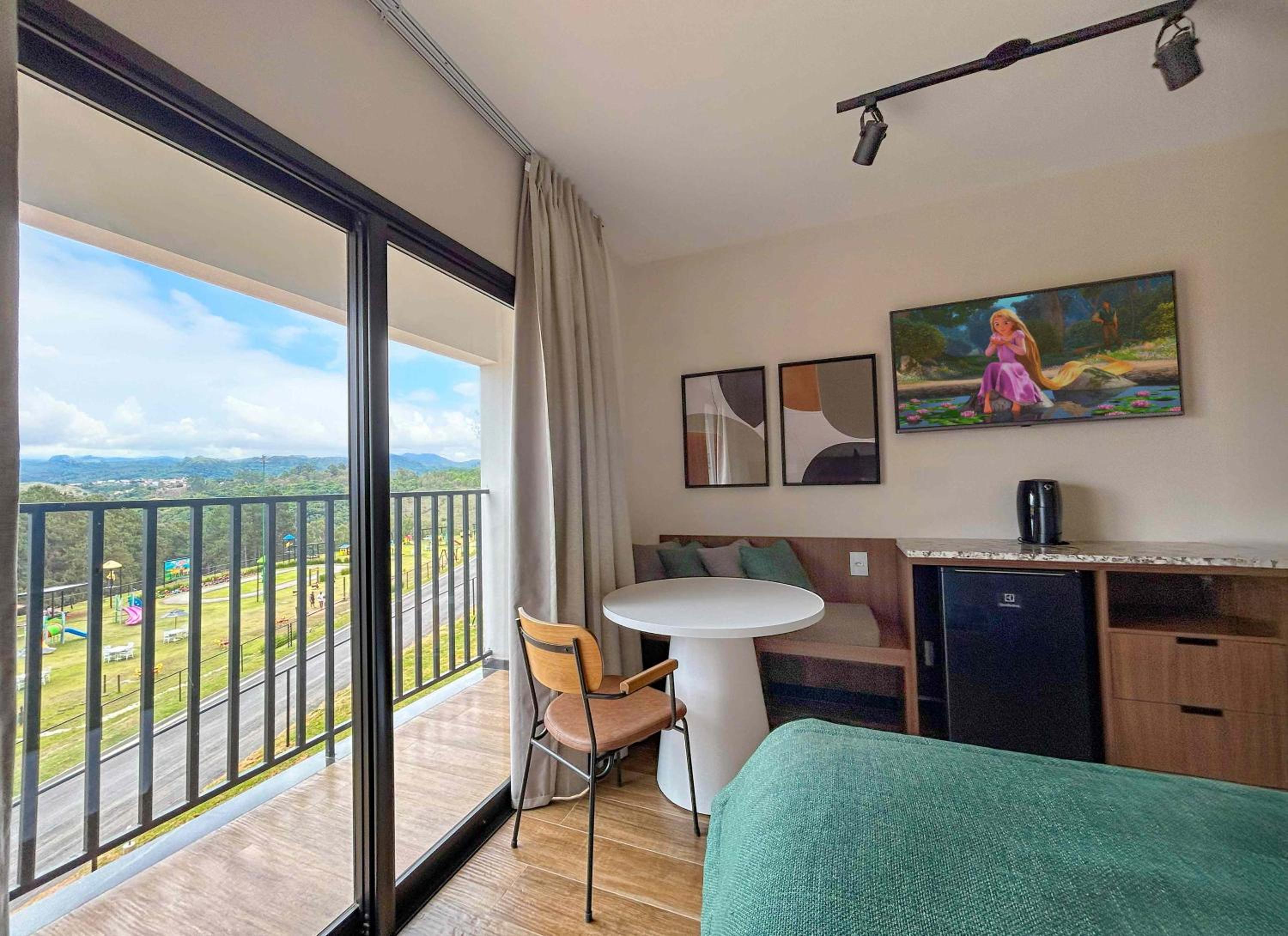 Quadruple Room with Balcony photo 1