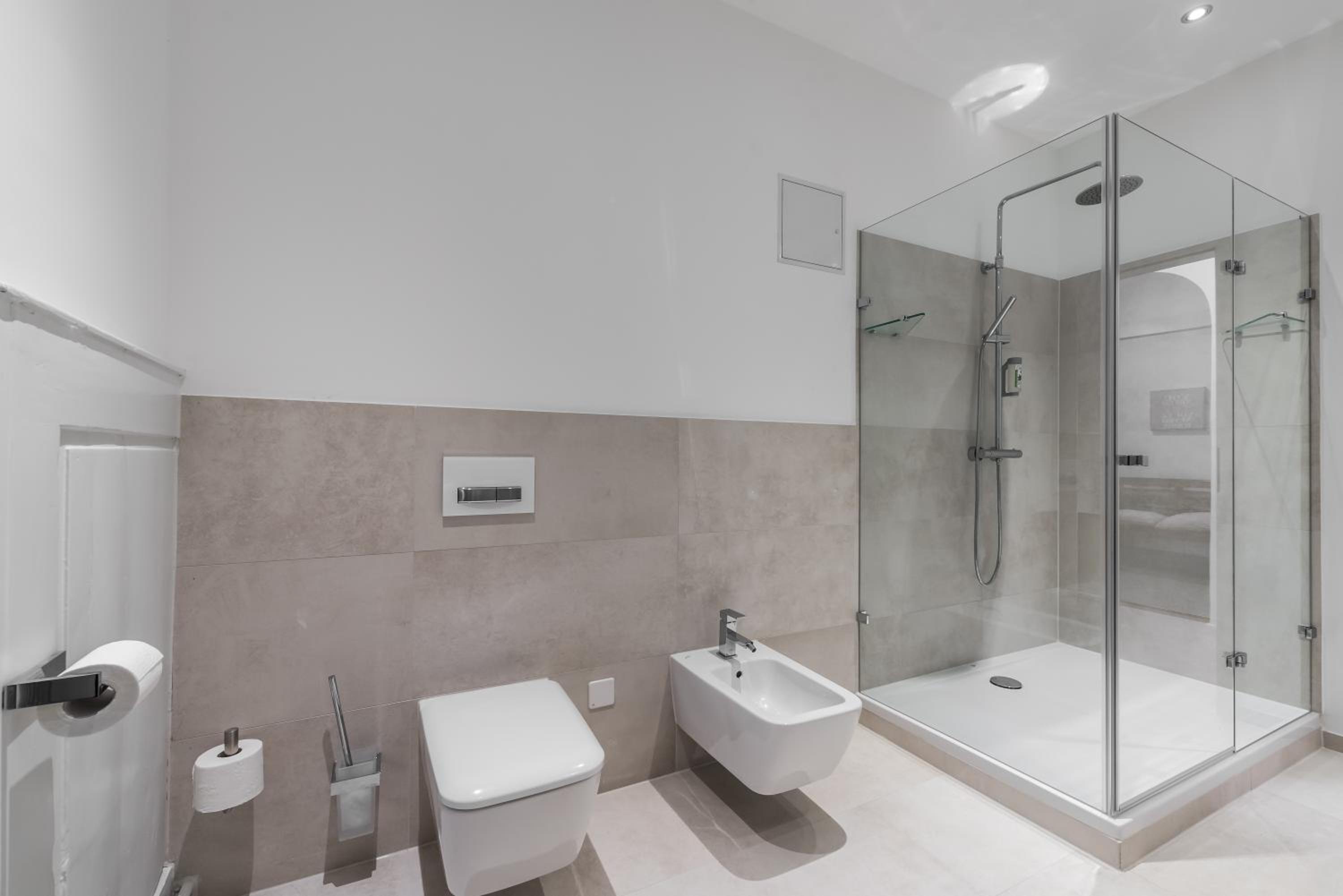 Three-Bedroom Apartment - Photo 2