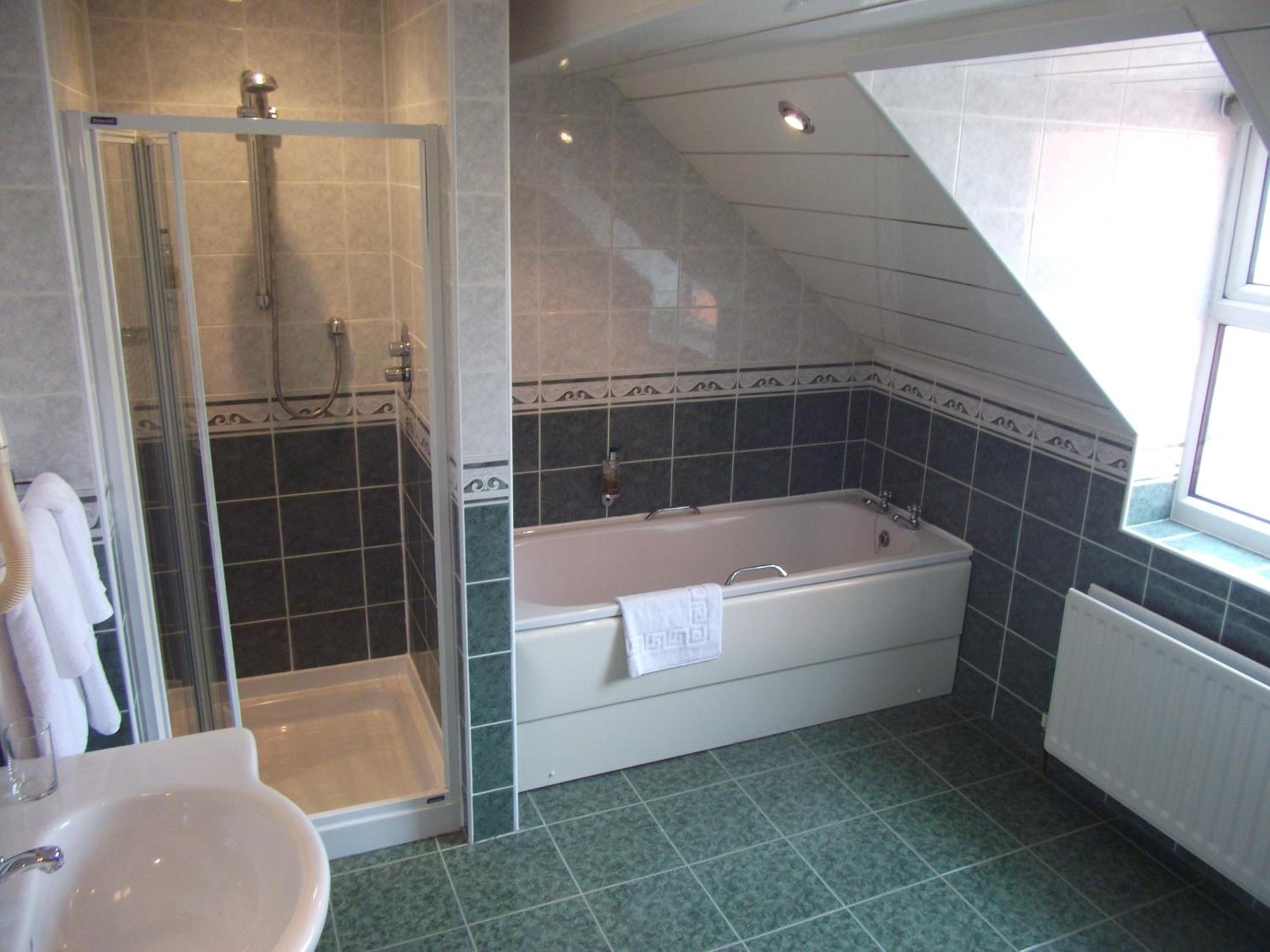 Double Room - Photo 5