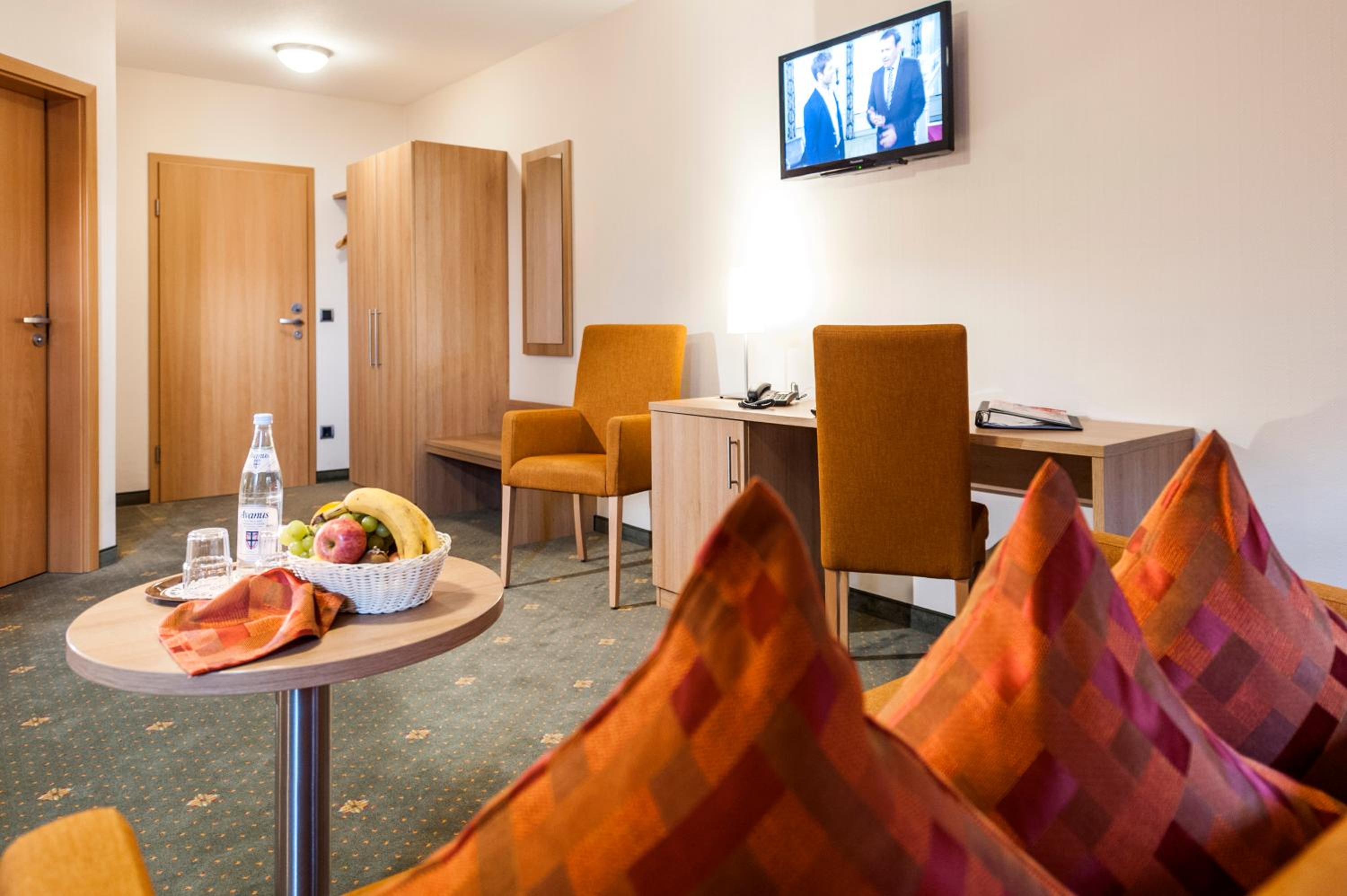 Double Room - Photo 19
