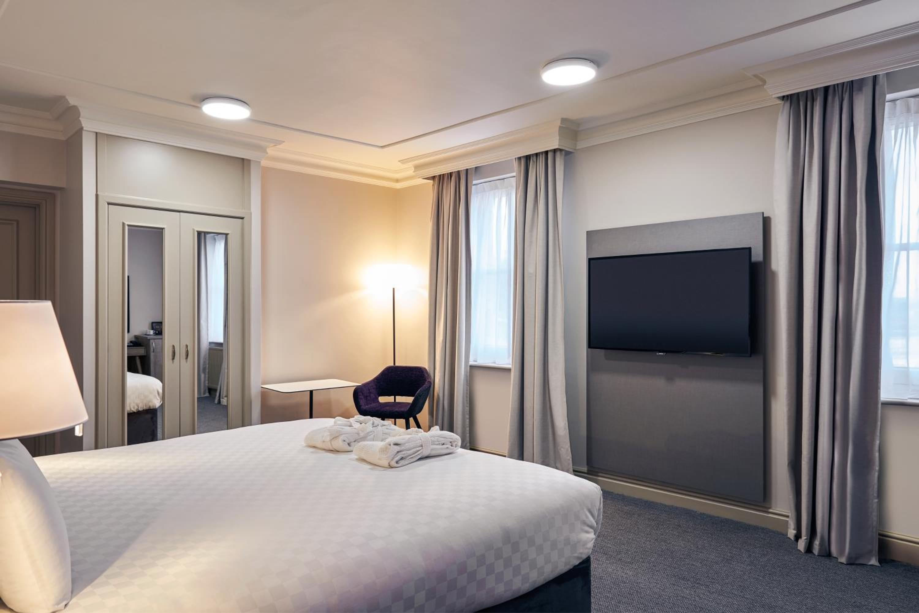 Privilege King Room - Photo 1