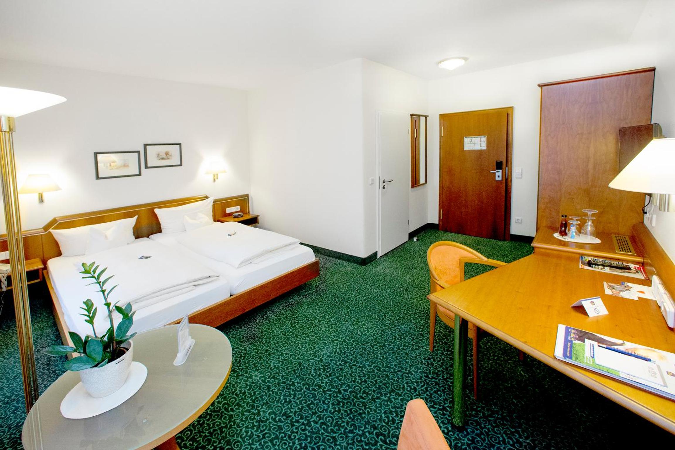 Standard Double Room photo 3