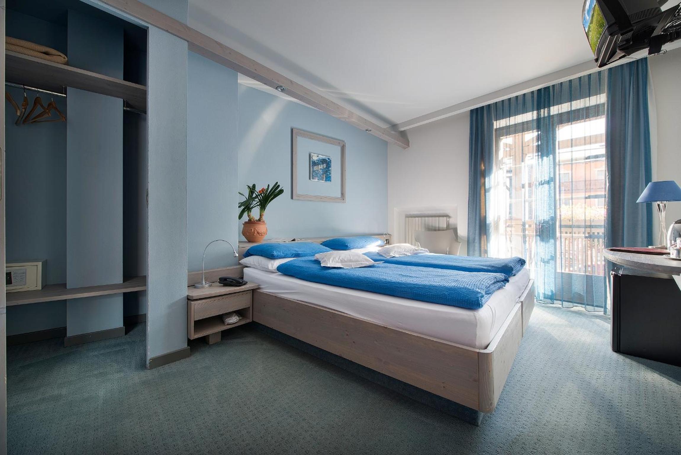 Double or Twin Room photo 1