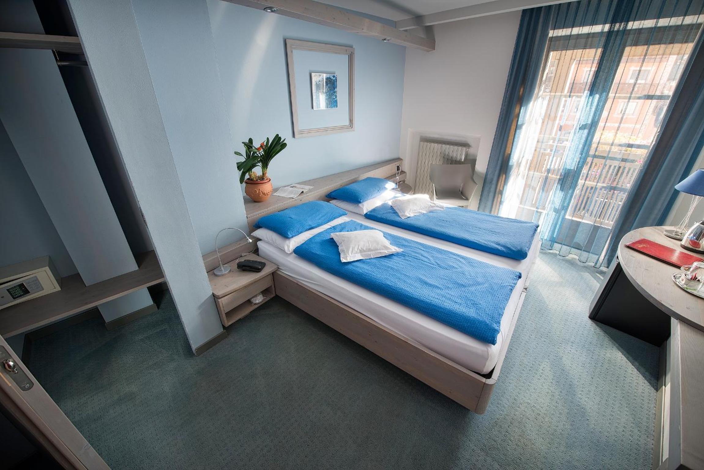 Double or Twin Room photo 2