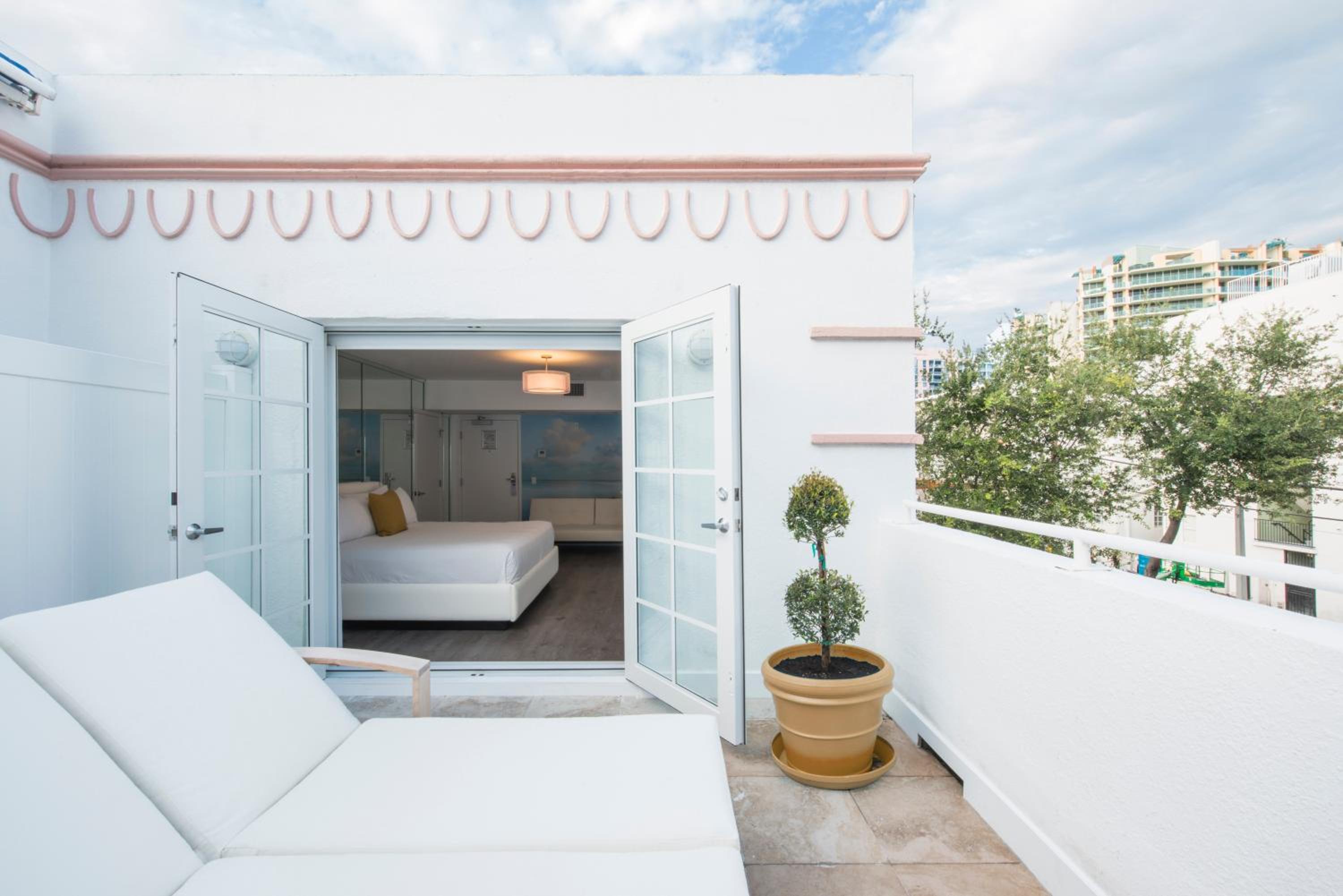 Villa Penthouse Suite with Terrace - Photo 13