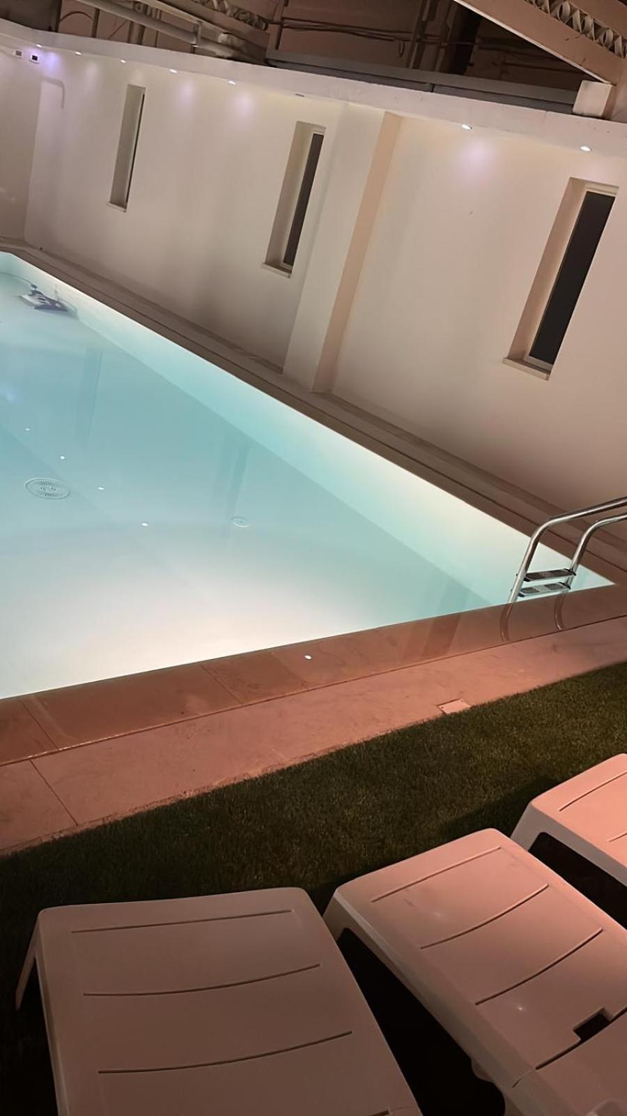 Junior Suite with Pool View photo 3